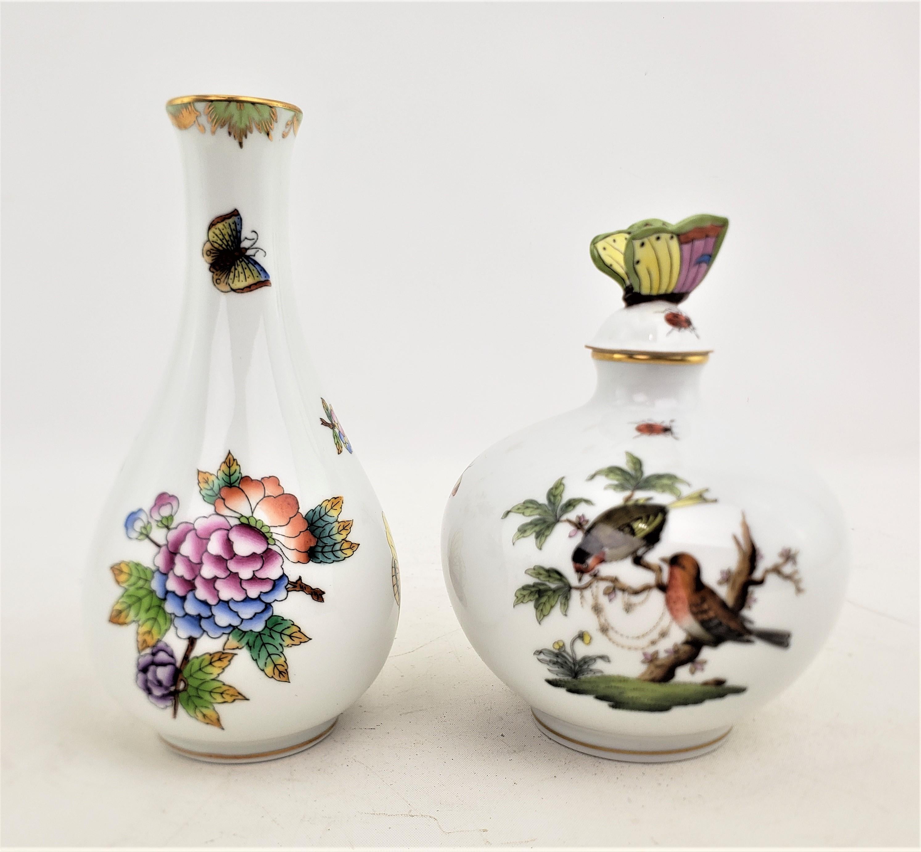 20th Century Herend Porcelain Rothschild Birds Perfume Bottle & Queen Victoria Vase Pairing For Sale