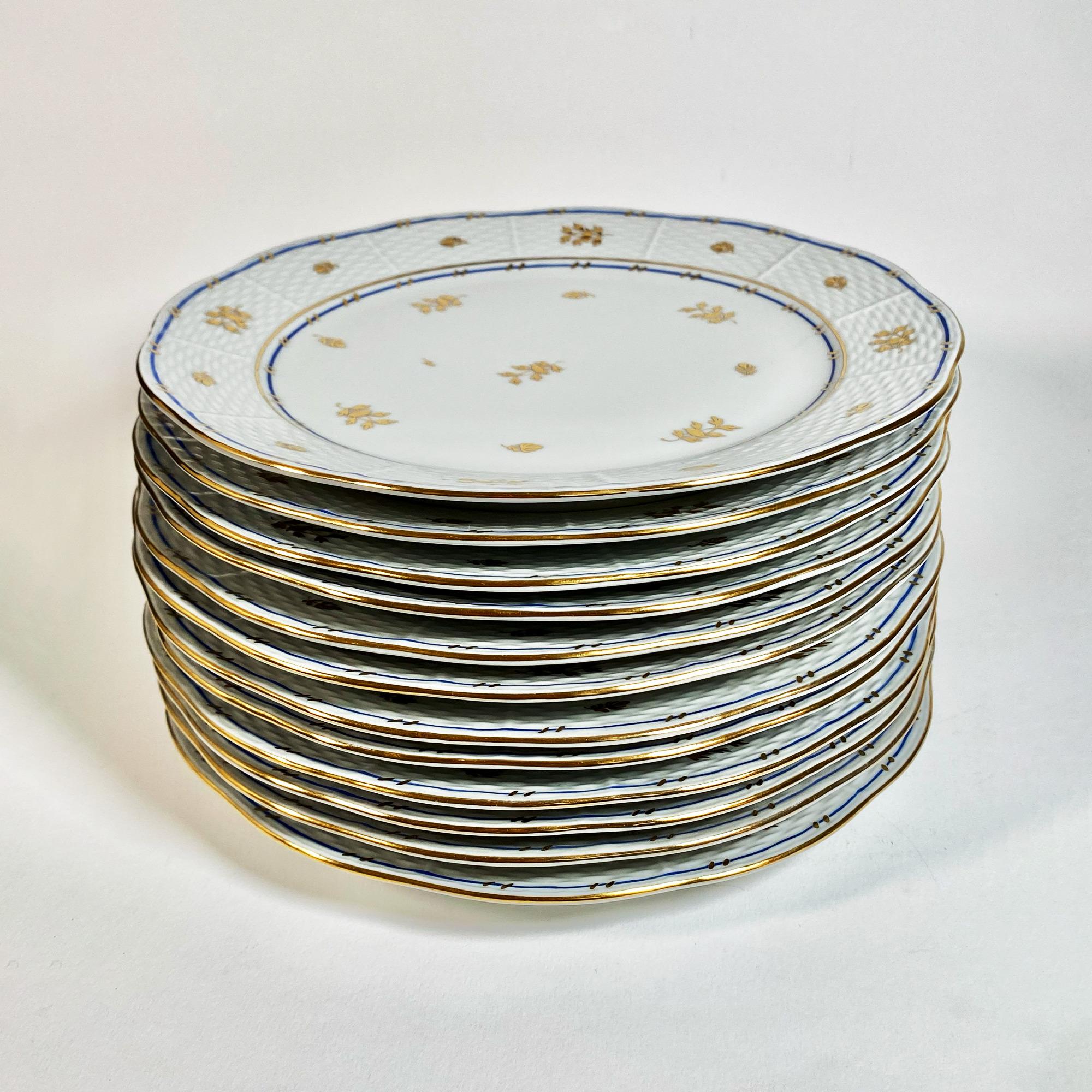 Herend-Porzellanservice im Angebot 5