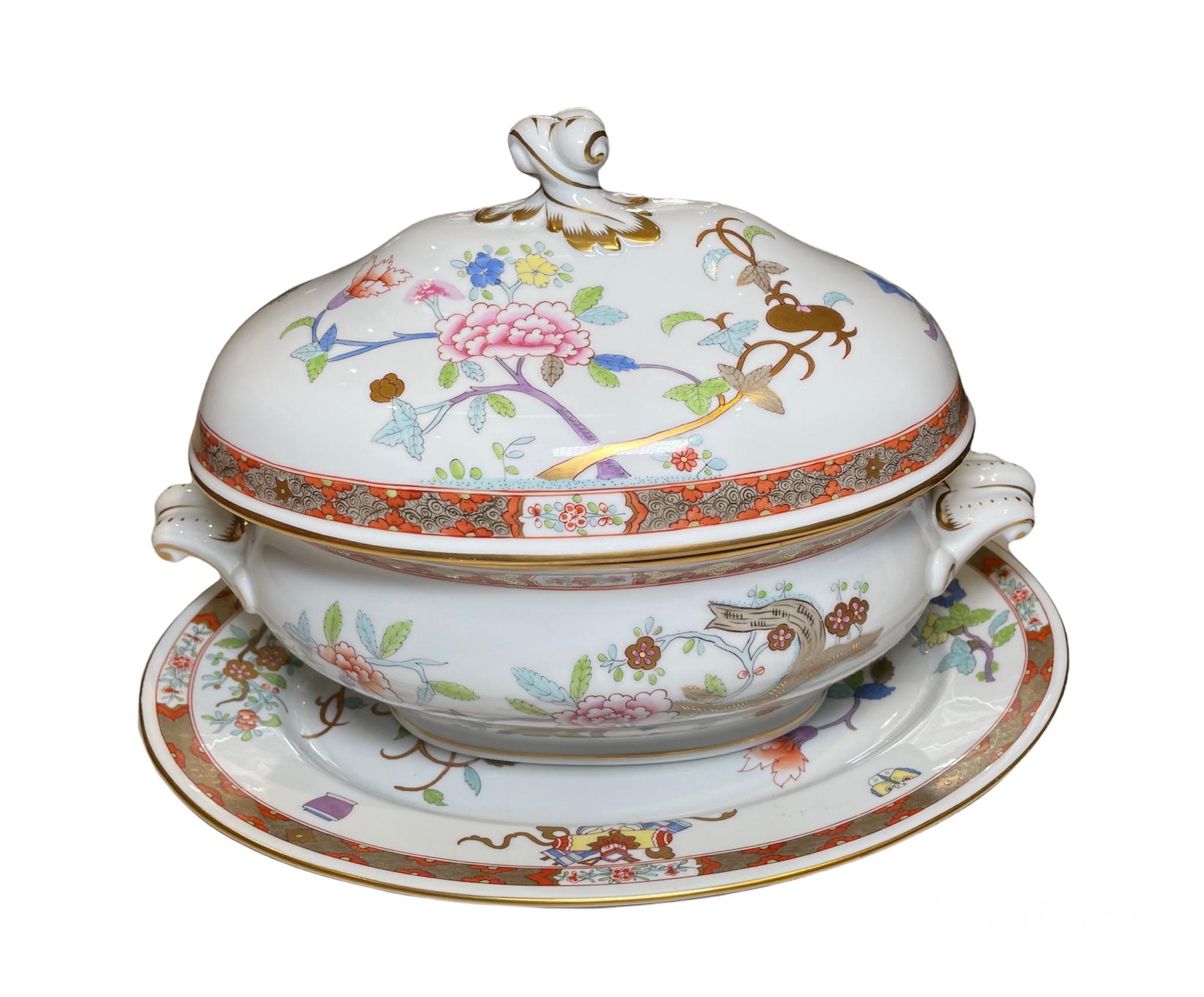 Herend Porcelain Set of Oval Soup Tureen and Large Platter 6