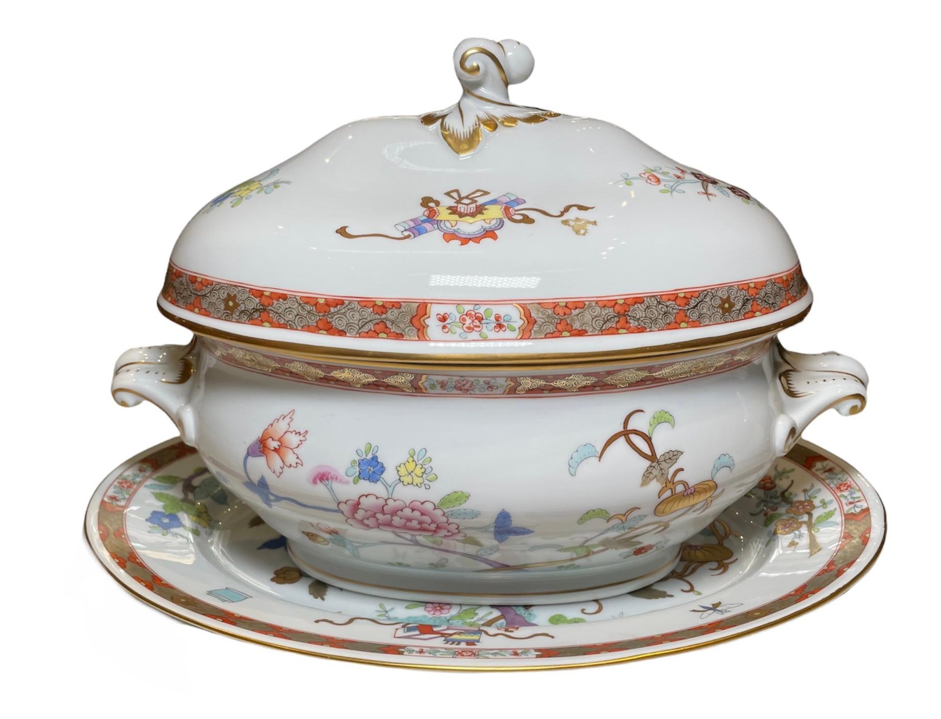 Herend Porcelain Set of Oval Soup Tureen and Large Platter 7
