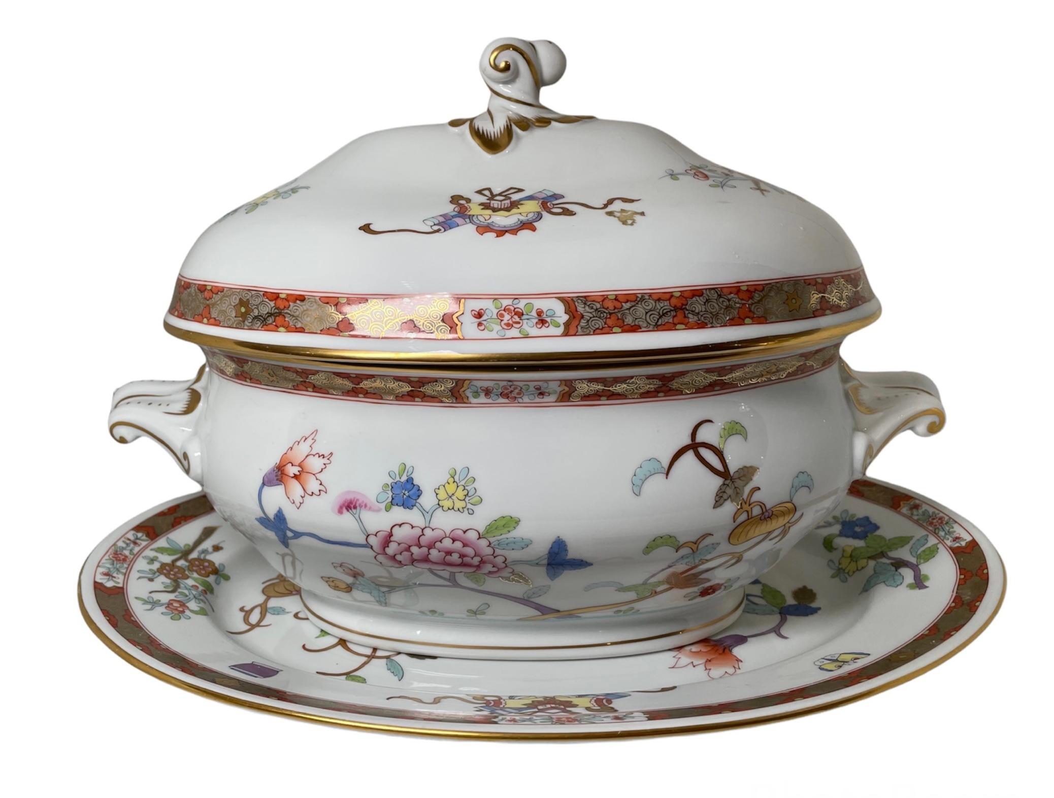 Herend Porcelain Set of Oval Soup Tureen and Large Platter In Good Condition In Guaynabo, PR
