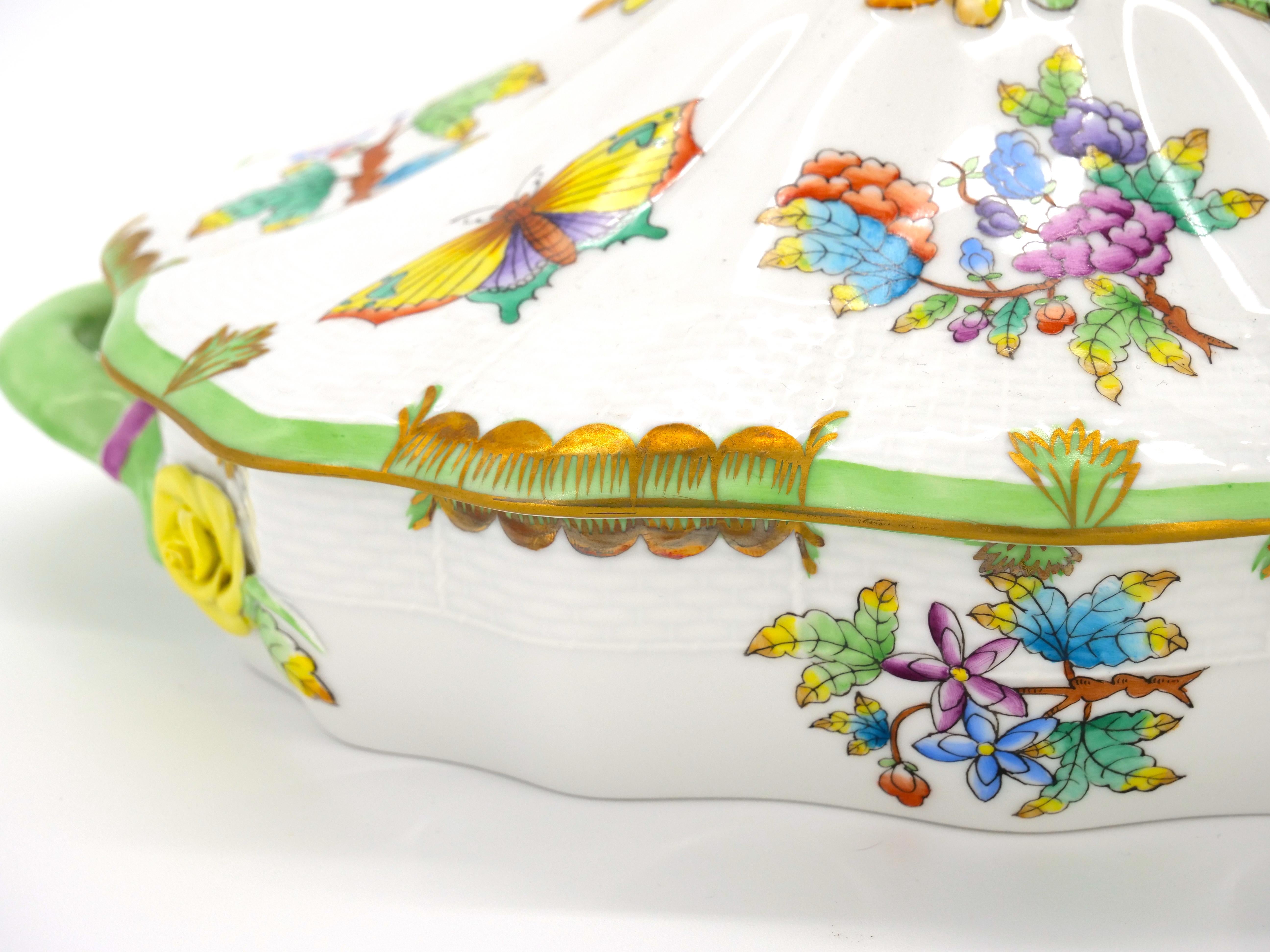 Herend Porcelain Tableware Covered Bowl / Tureen In Good Condition In Tarry Town, NY