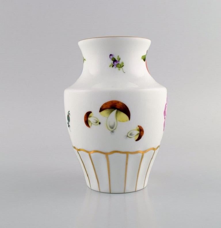 Herend Porcelain Vase with HandPainted Flowers and Berries, 1940s For