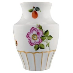 Herend Porcelain Vase with Hand-Painted Flowers and Berries, 1940s