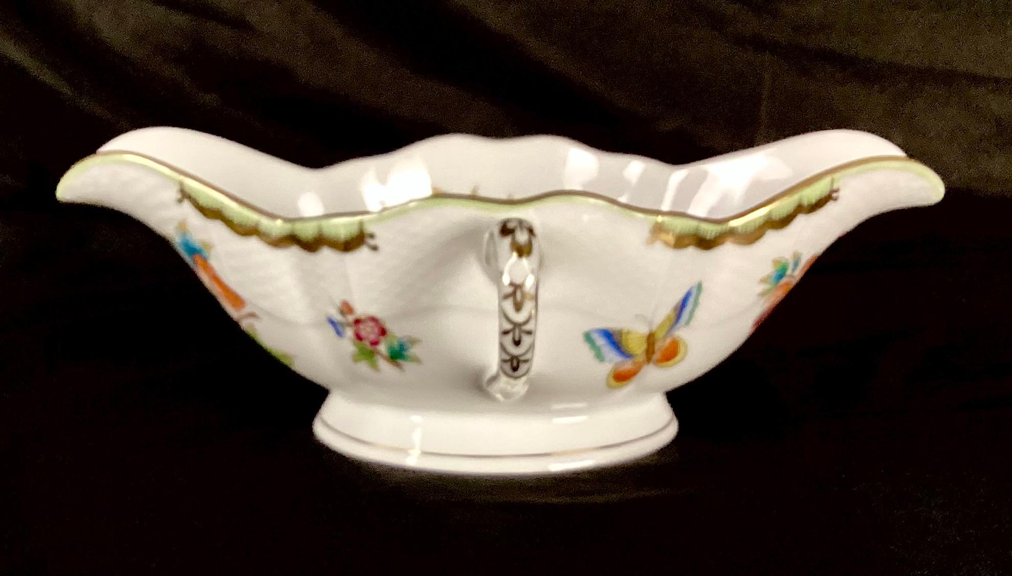 Porcelain Herend Queen Victoria Gravy Boat For Sale