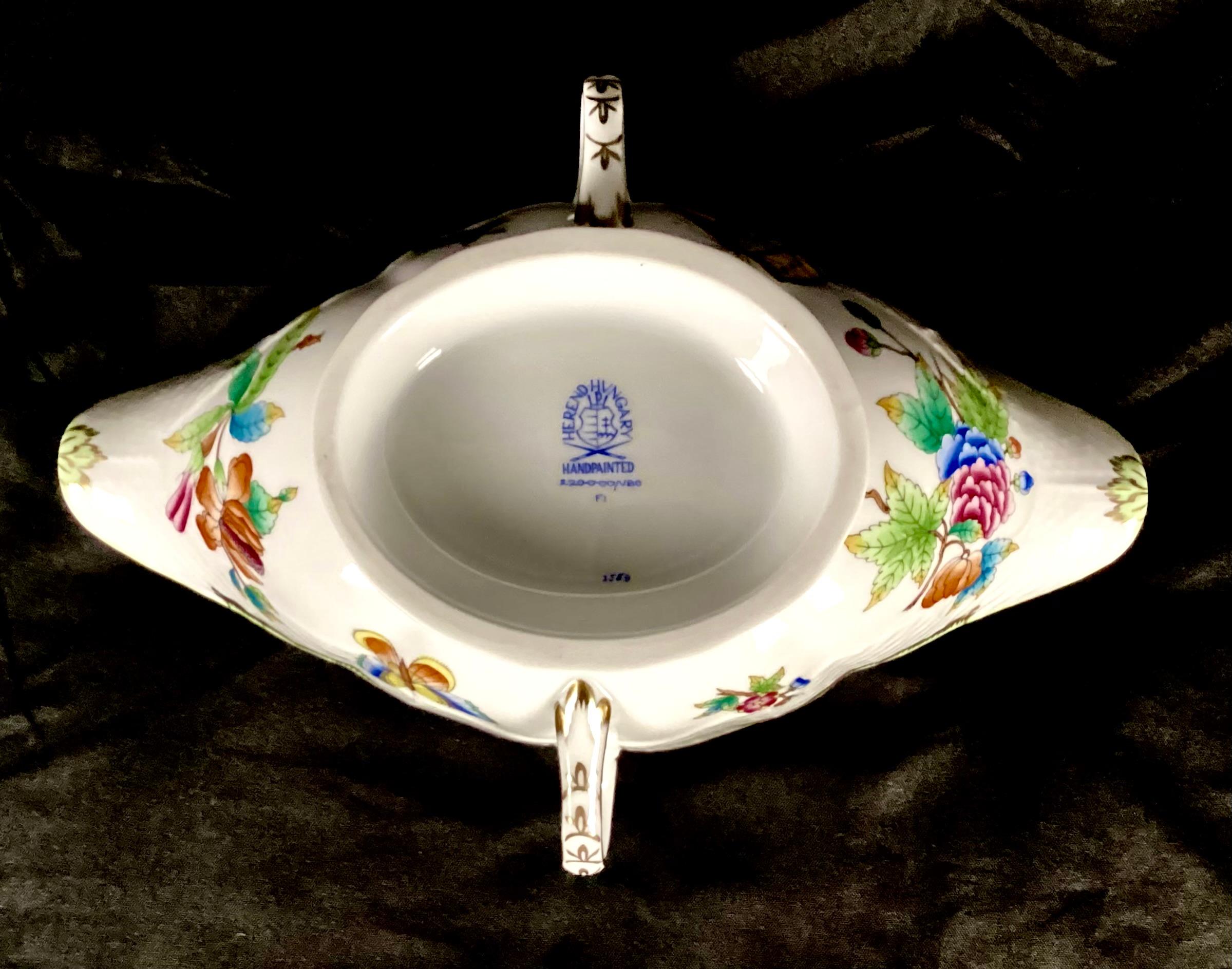 Herend Queen Victoria Gravy Boat For Sale 1