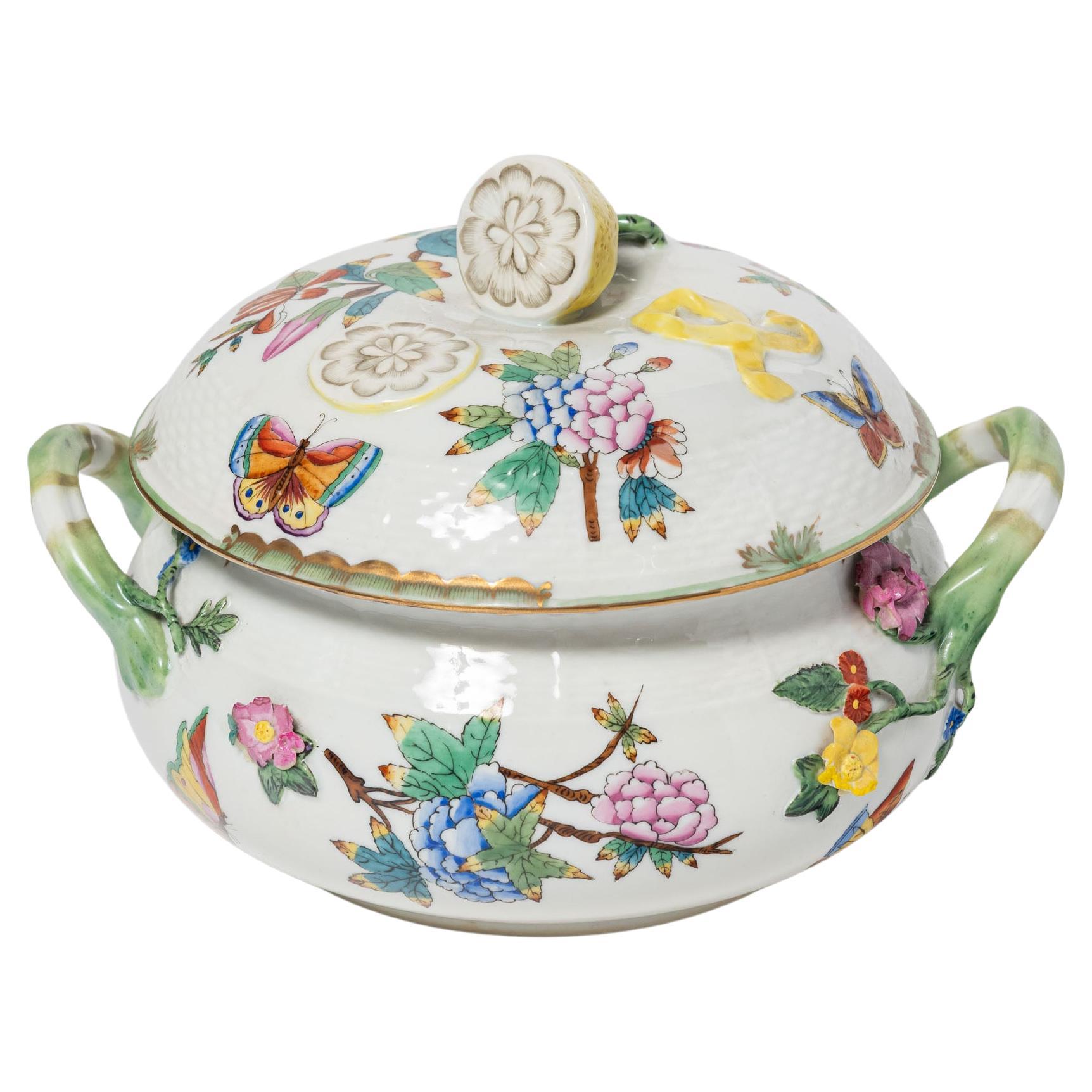 Herend Queen Victoria Green Boarder Lemon Handle Soup Bowl, early 20th century. For Sale