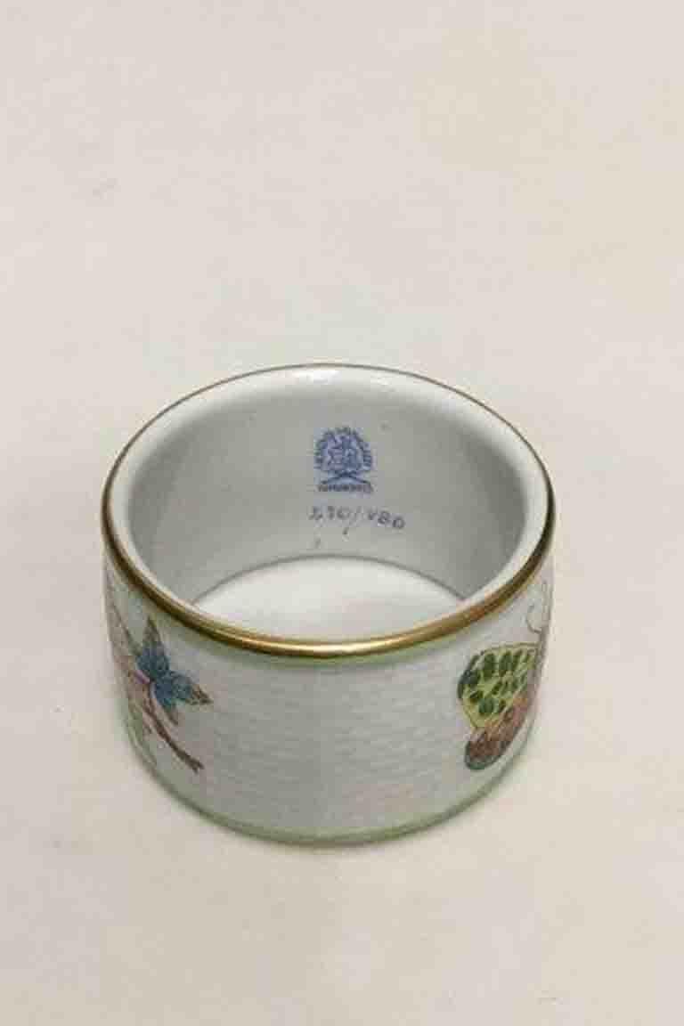 Herend Queen Victoria Green Napkin Ring No 270VBO In Good Condition For Sale In Copenhagen, DK