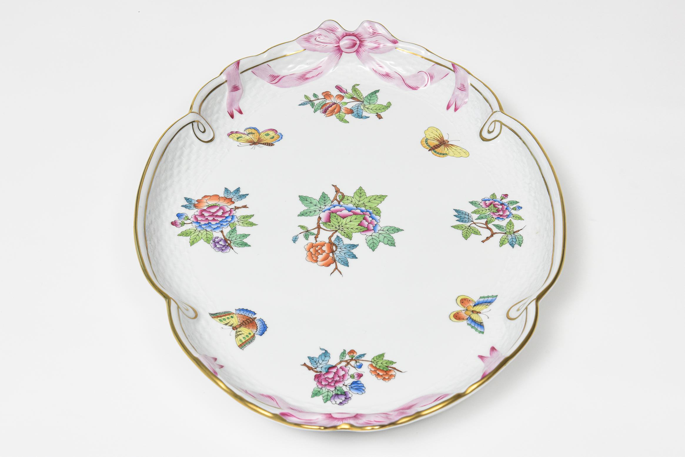 Herend Queen Victoria Older Oval Tray with Bows Flowers and Butterflies For Sale 4