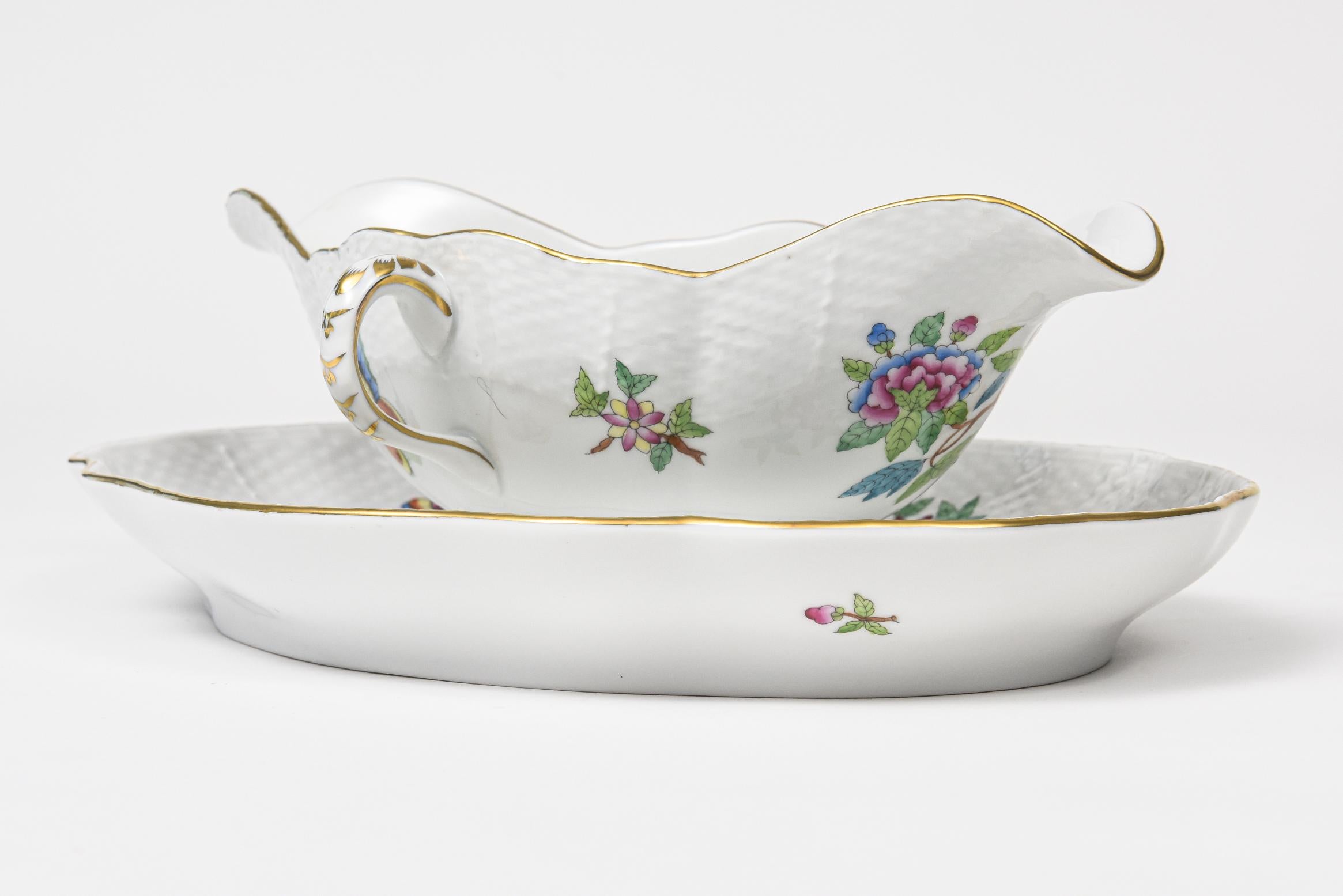 Herend Queen Victoria Open Sauce Gravy Boat with Attached Underplate 1