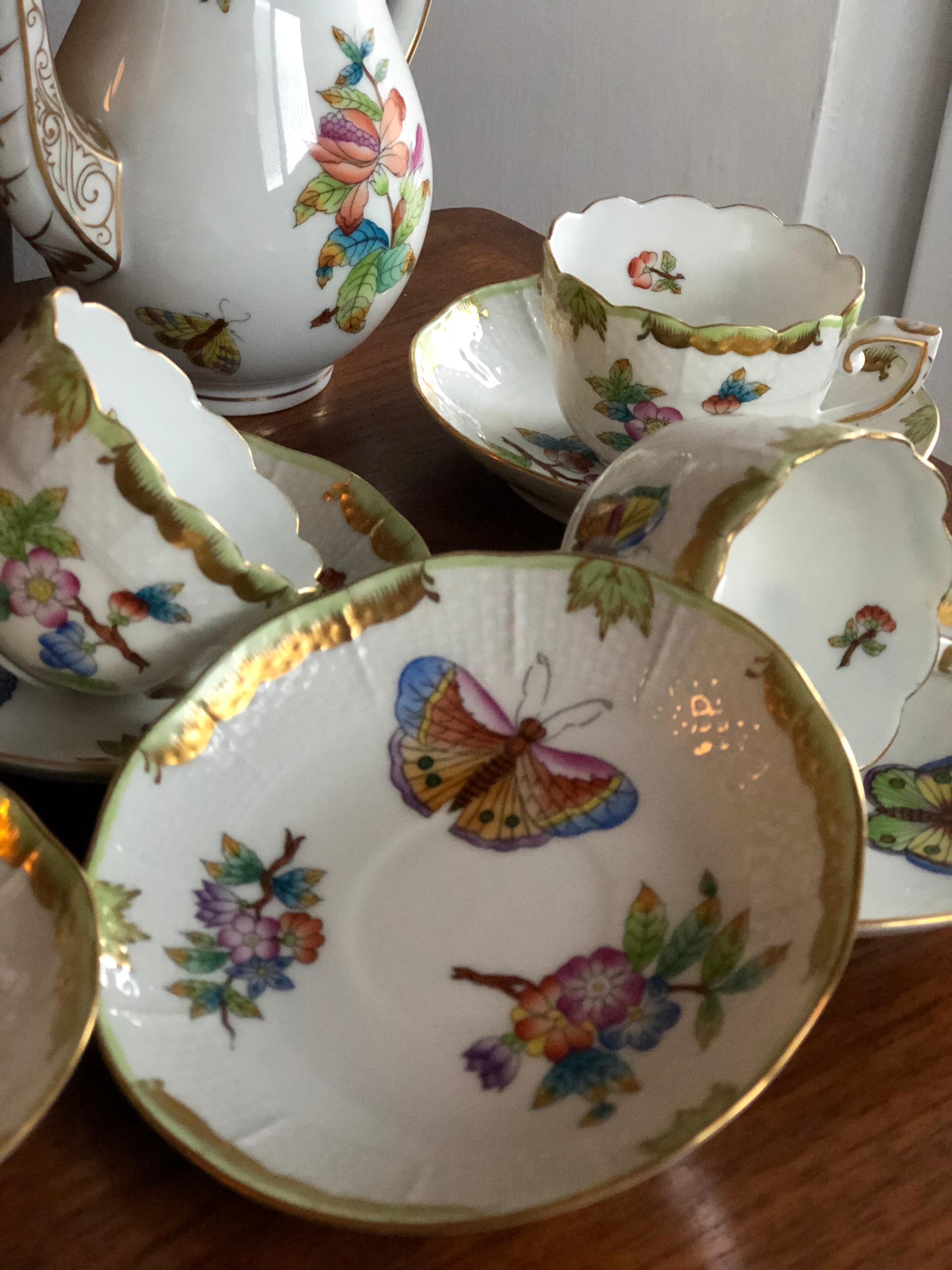 Herend Queen Victoria Porcelain Coffee or Tea Set for Six Persons 1