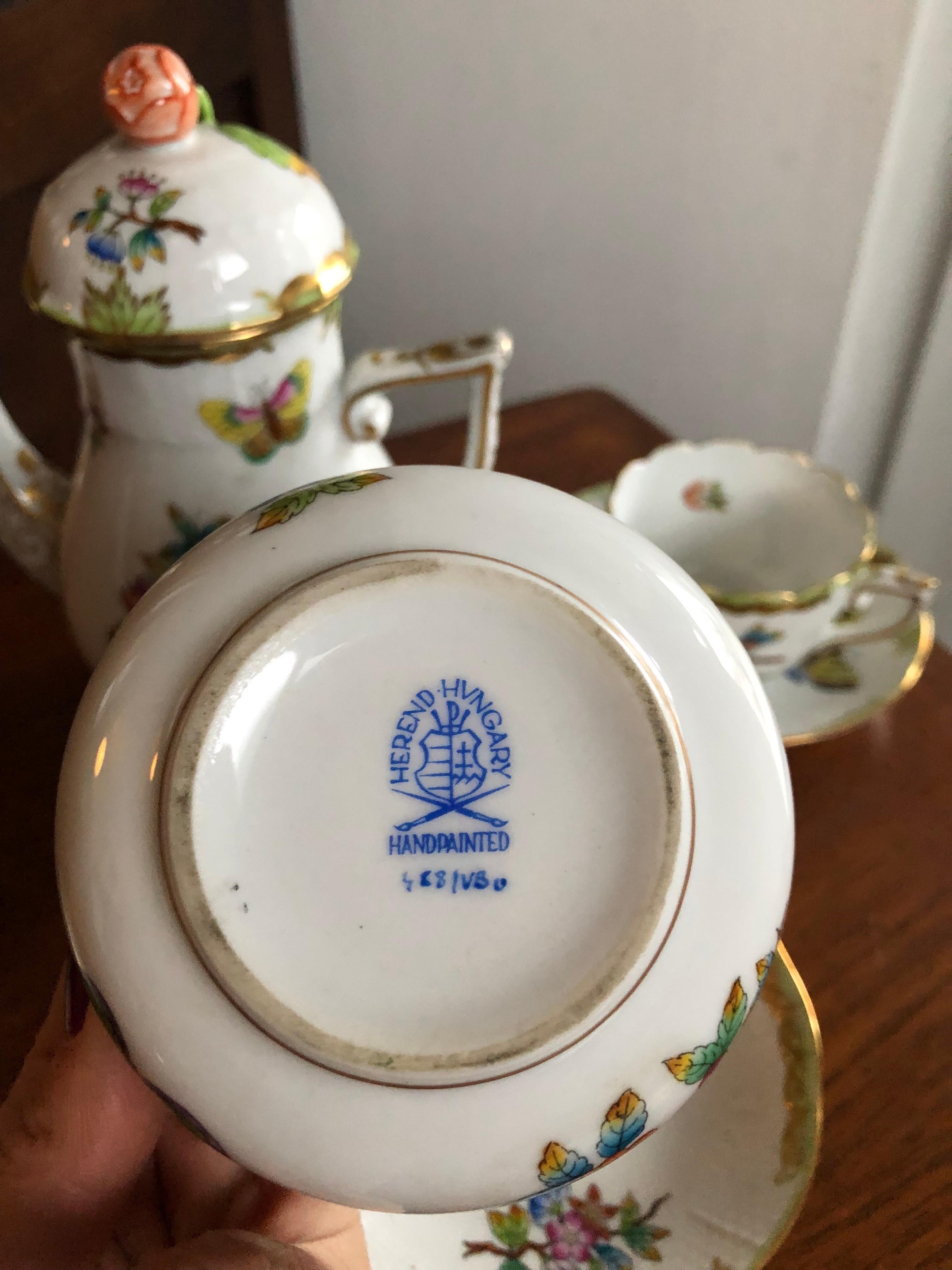 Hand-Painted Herend Queen Victoria Porcelain Coffee or Tea Set for Six Persons