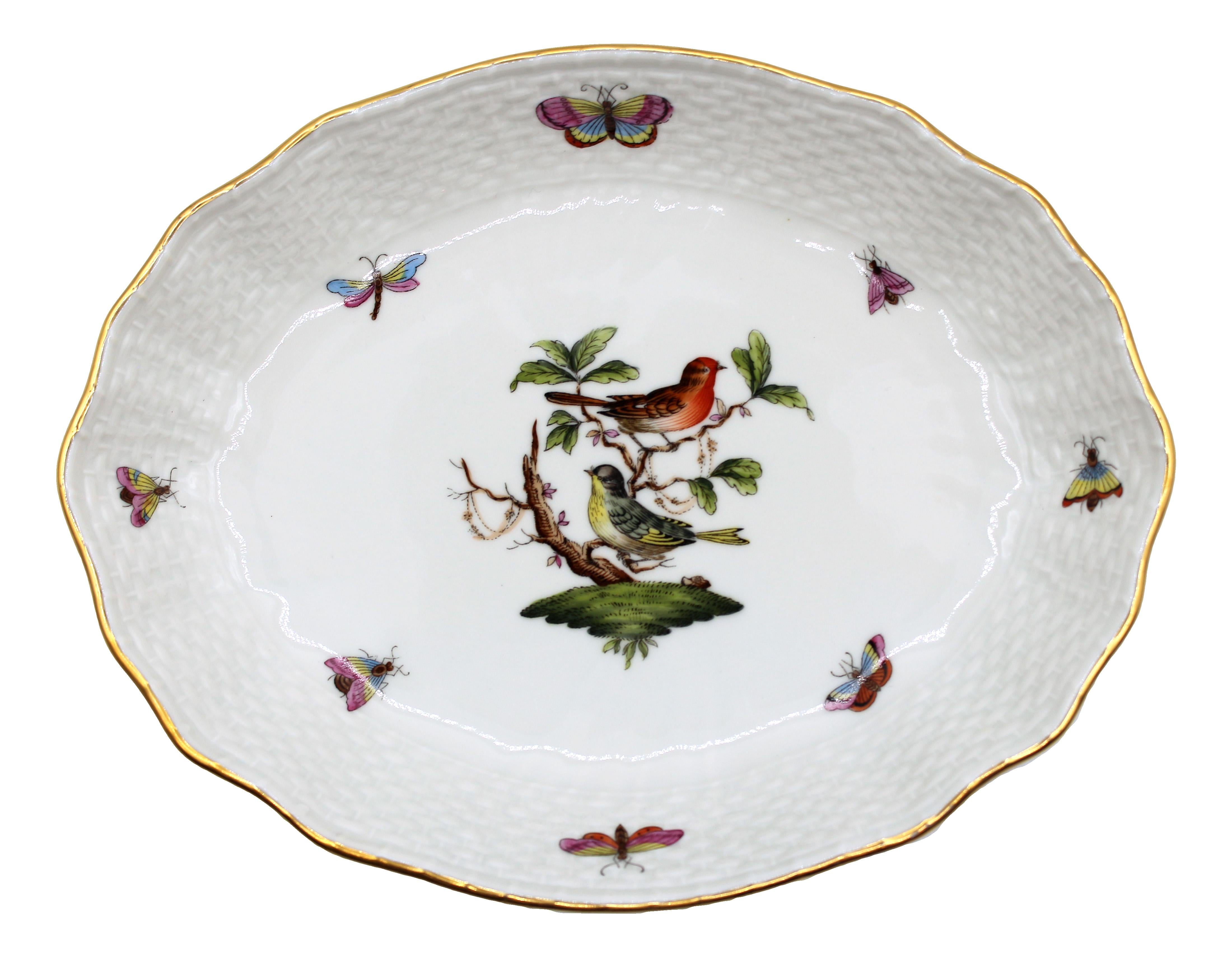 Vintage Herend Rothschild Bird pair of oval vegetable serving dishes. Underglaze marks: Herend Hungary Handpainted 1212/RO. Impressed: 1212, 15. 8 3/4