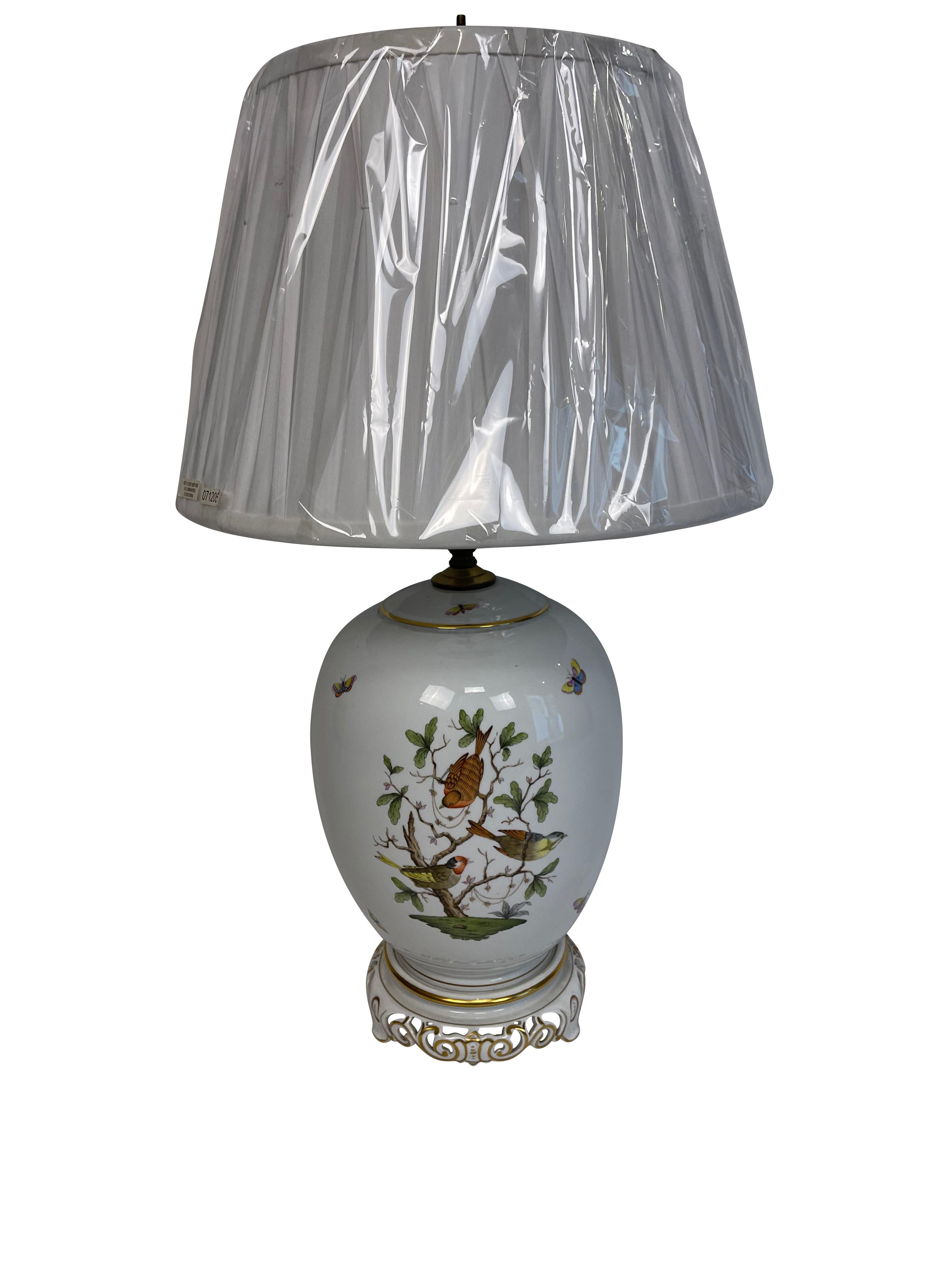 herend rothschild bird lamp