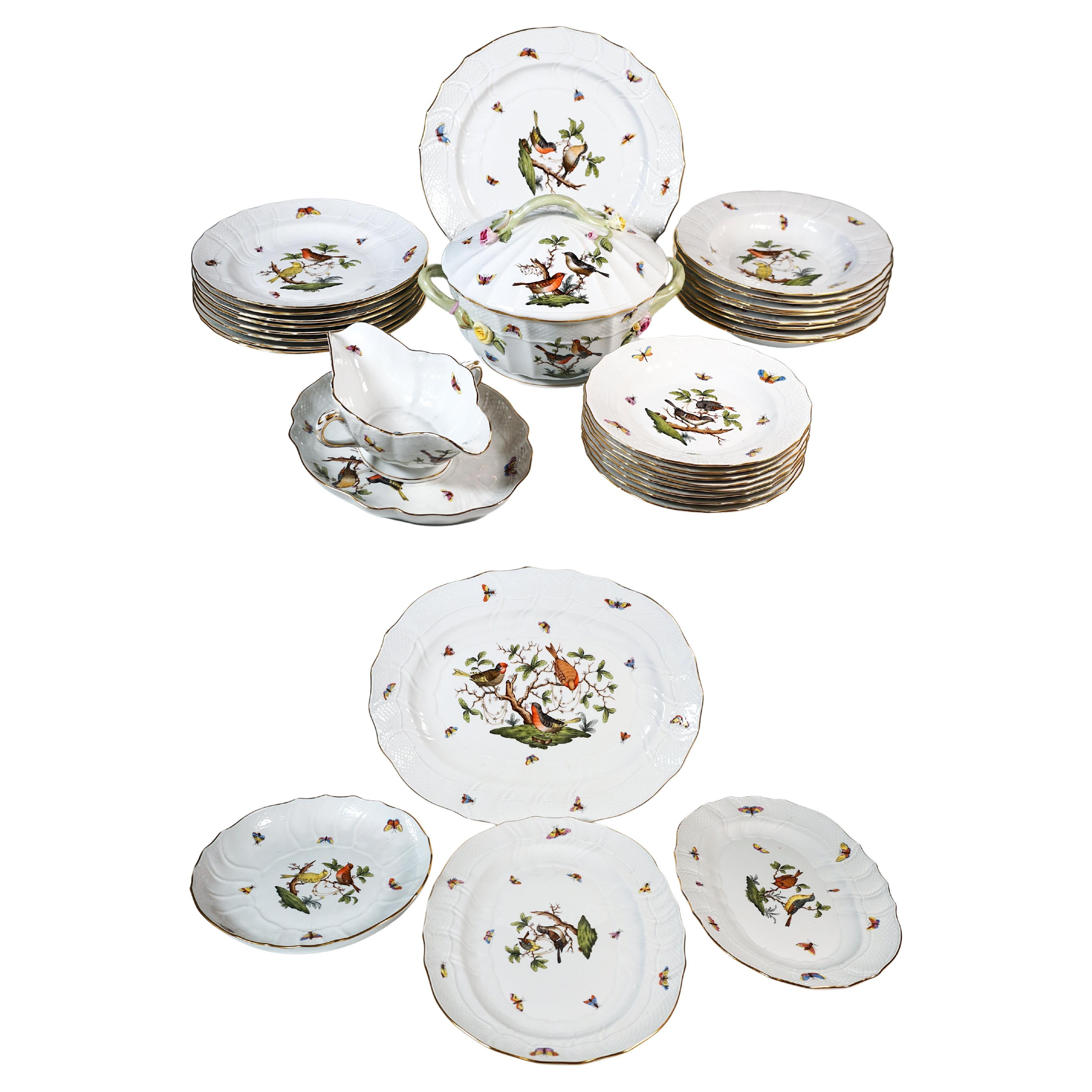 Service de table Herend Rothschild Oiseaux pour 8 personnes, Hongrie, 20e siècle