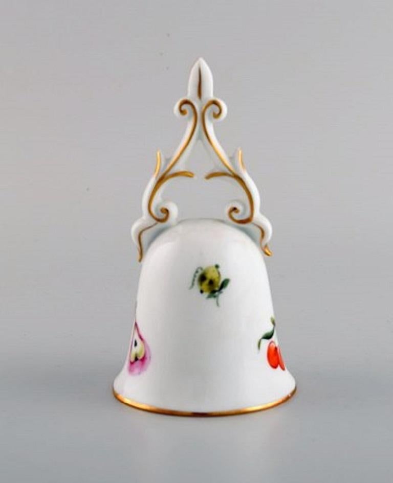 Herend Table Bell in Hand-Painted Porcelain with Flowers and Gold Decoration In Excellent Condition In Copenhagen, DK