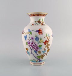 Herend Vase in Hand-Painted Porcelain with Flowers and Branches