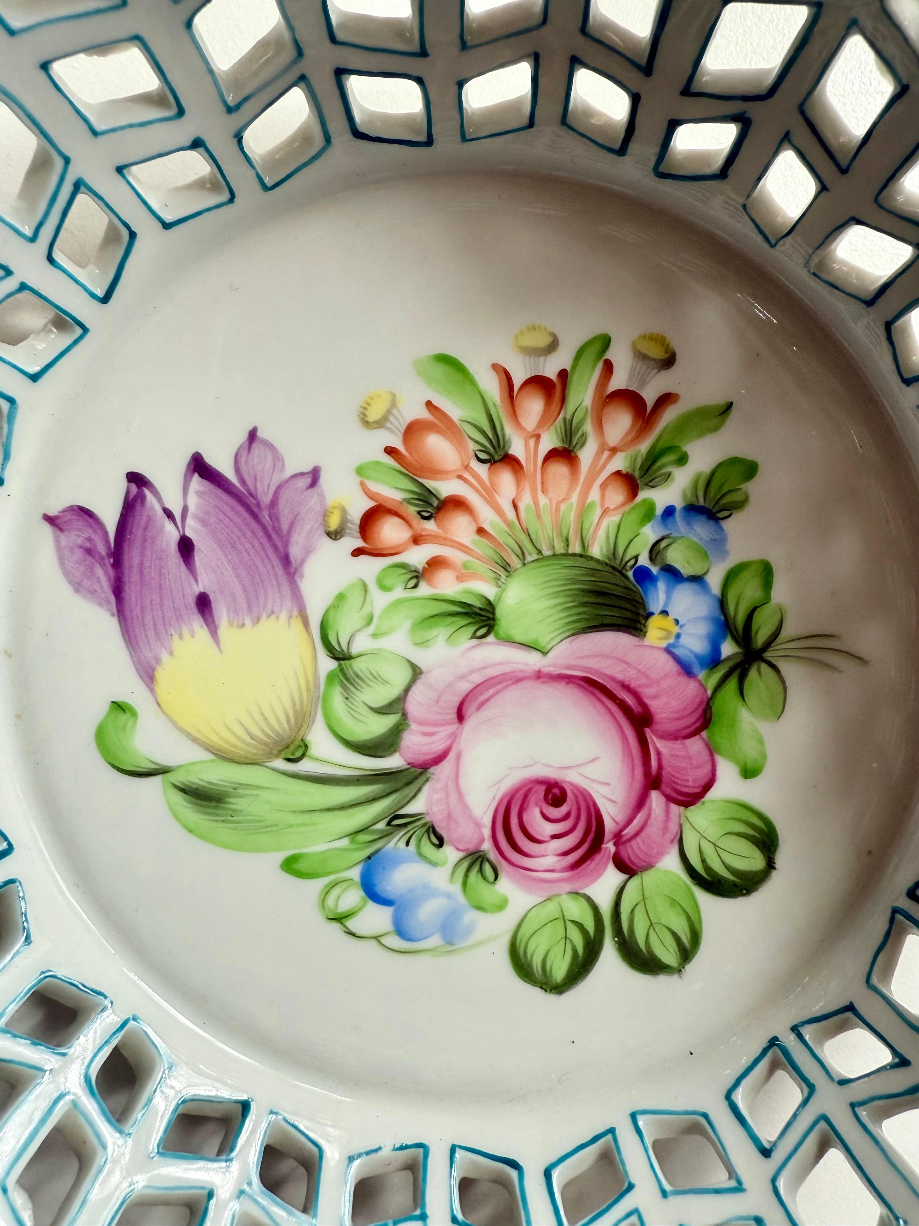 Hand-Painted Herend vintage porcelain Bunch of tulip big  basket with handle For Sale