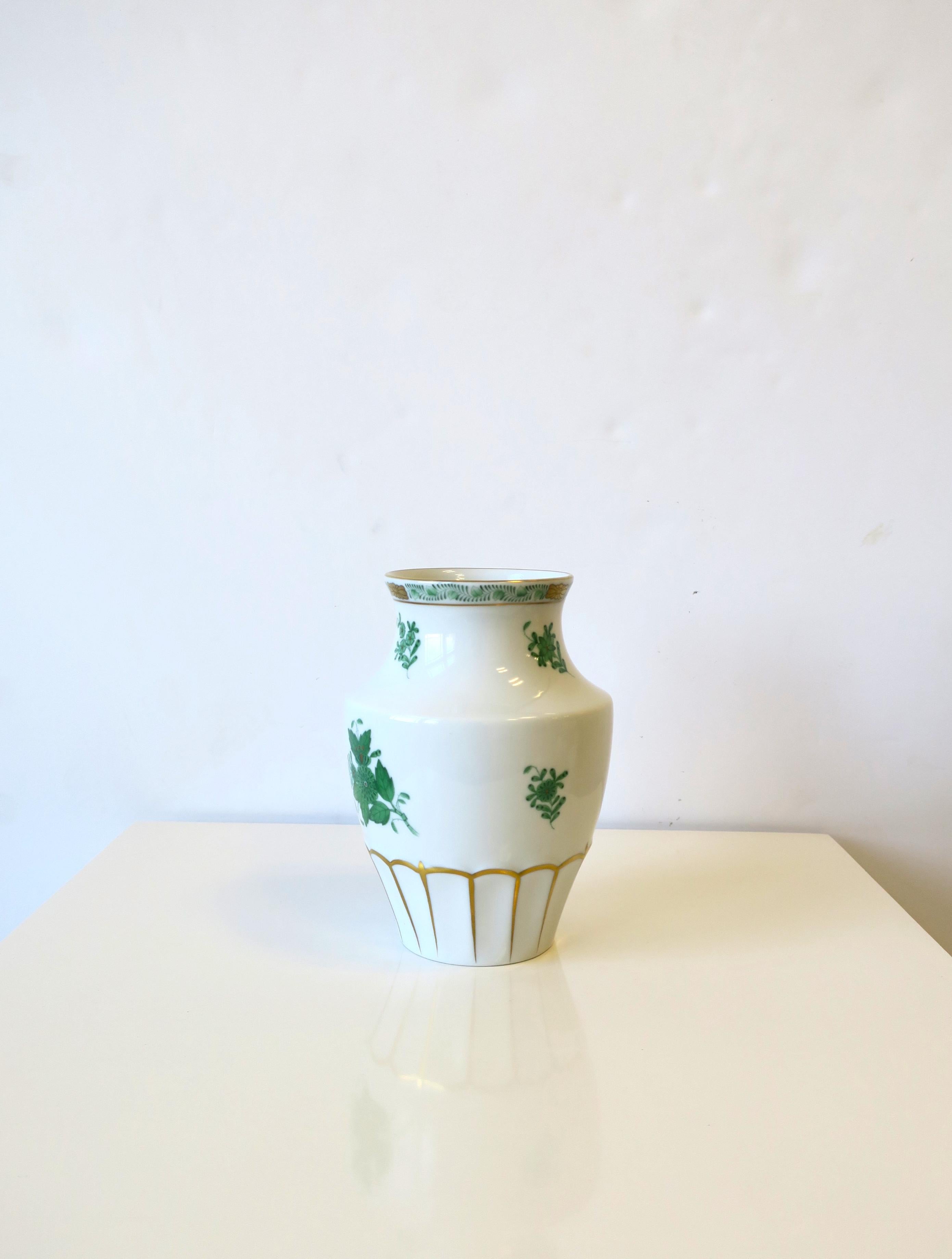 Herend White Porcelain Vase with Green and Gold Design 4