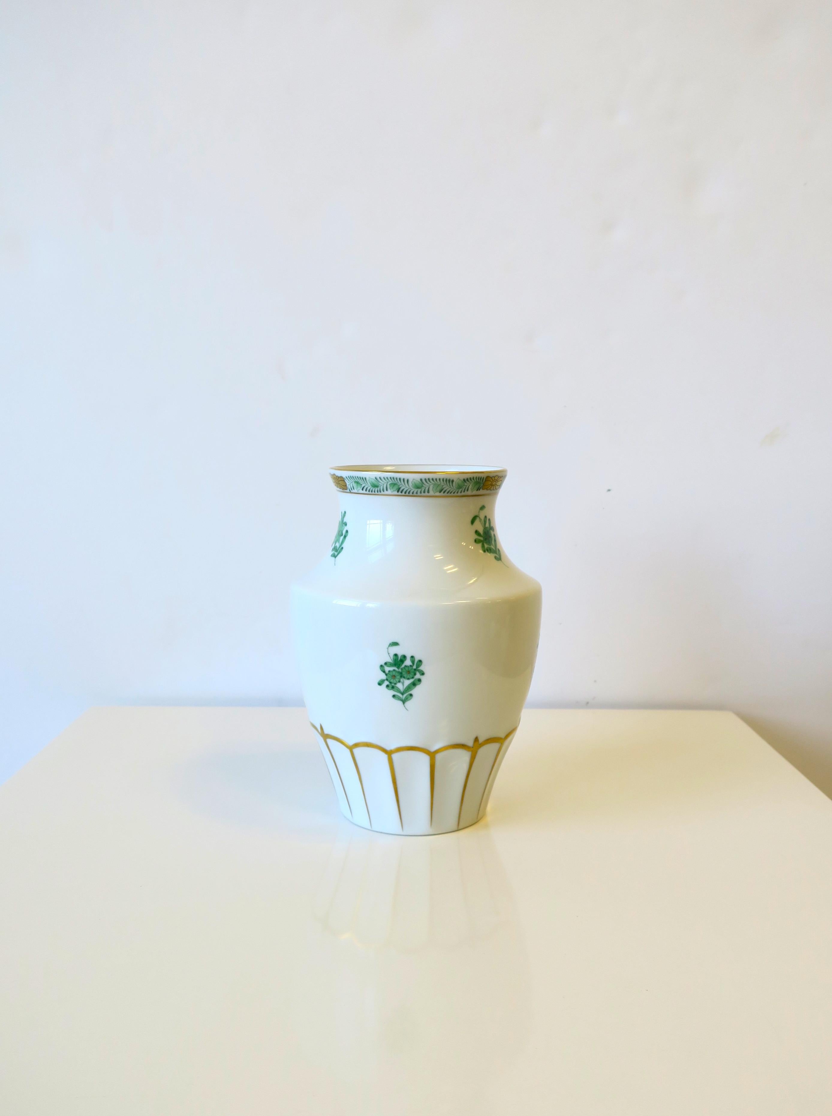 Herend White Porcelain Vase with Green and Gold Design 5