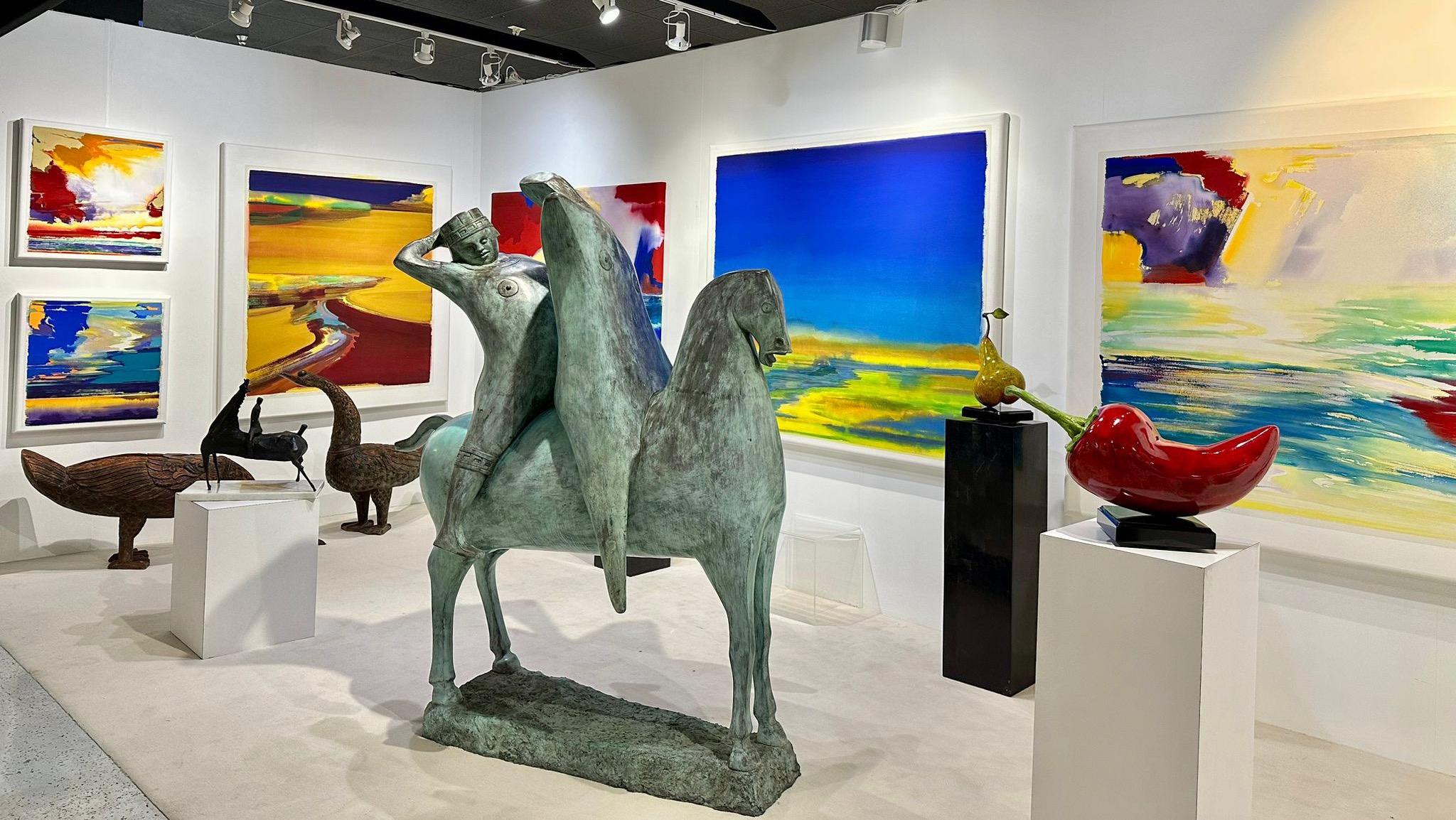  Pferd mit zwei Reitern Große Bronze-Skulptur  im Angebot 9