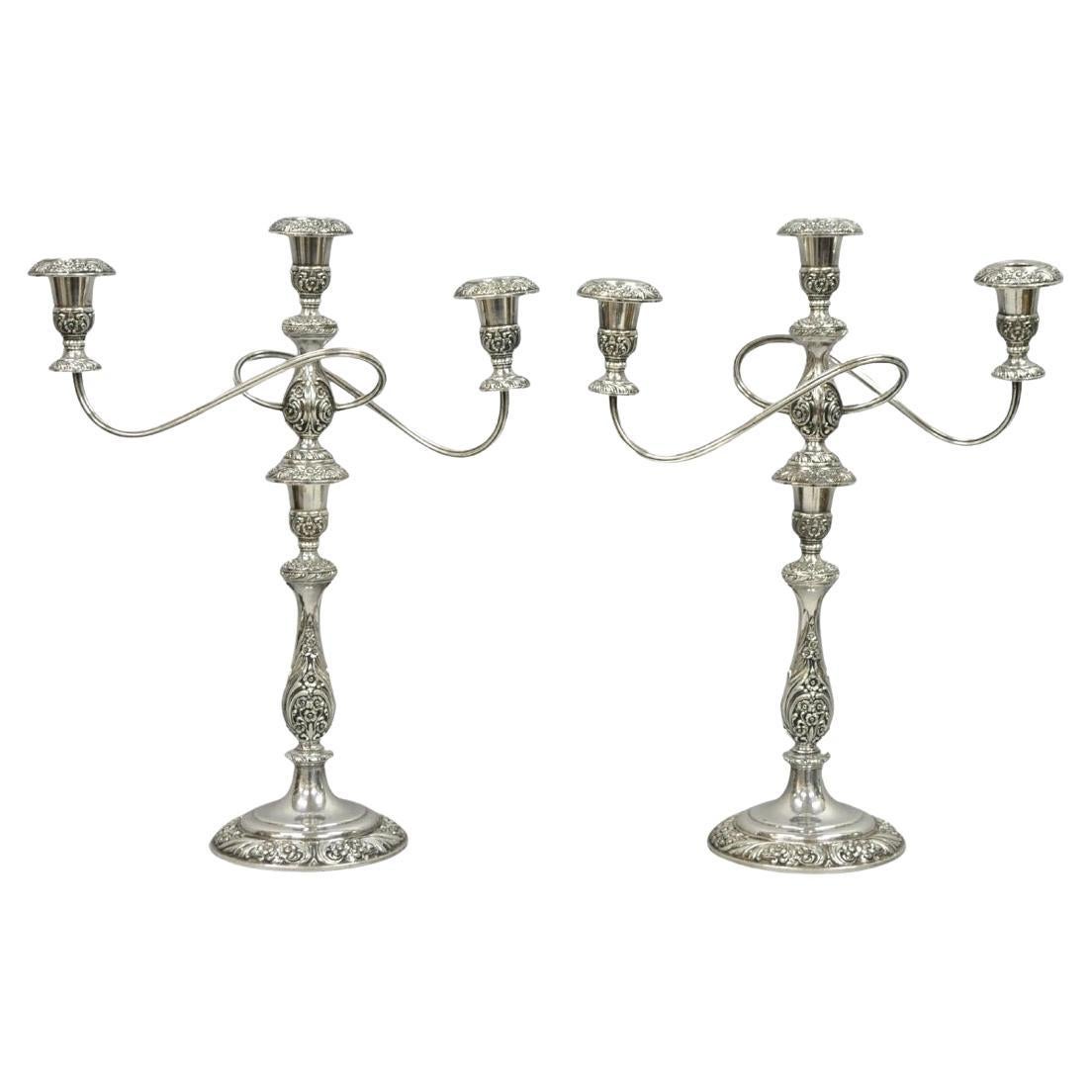 Heritage 1847 Rogers Bros. 9416 Candelabri ornati a 3 bracci placcati in argento - una coppia