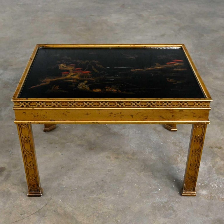 Heritage Chinoiserie Hand Painted Scene Carved Gilt Wood Glass Insert End Table In Good Condition For Sale In Topeka, KS