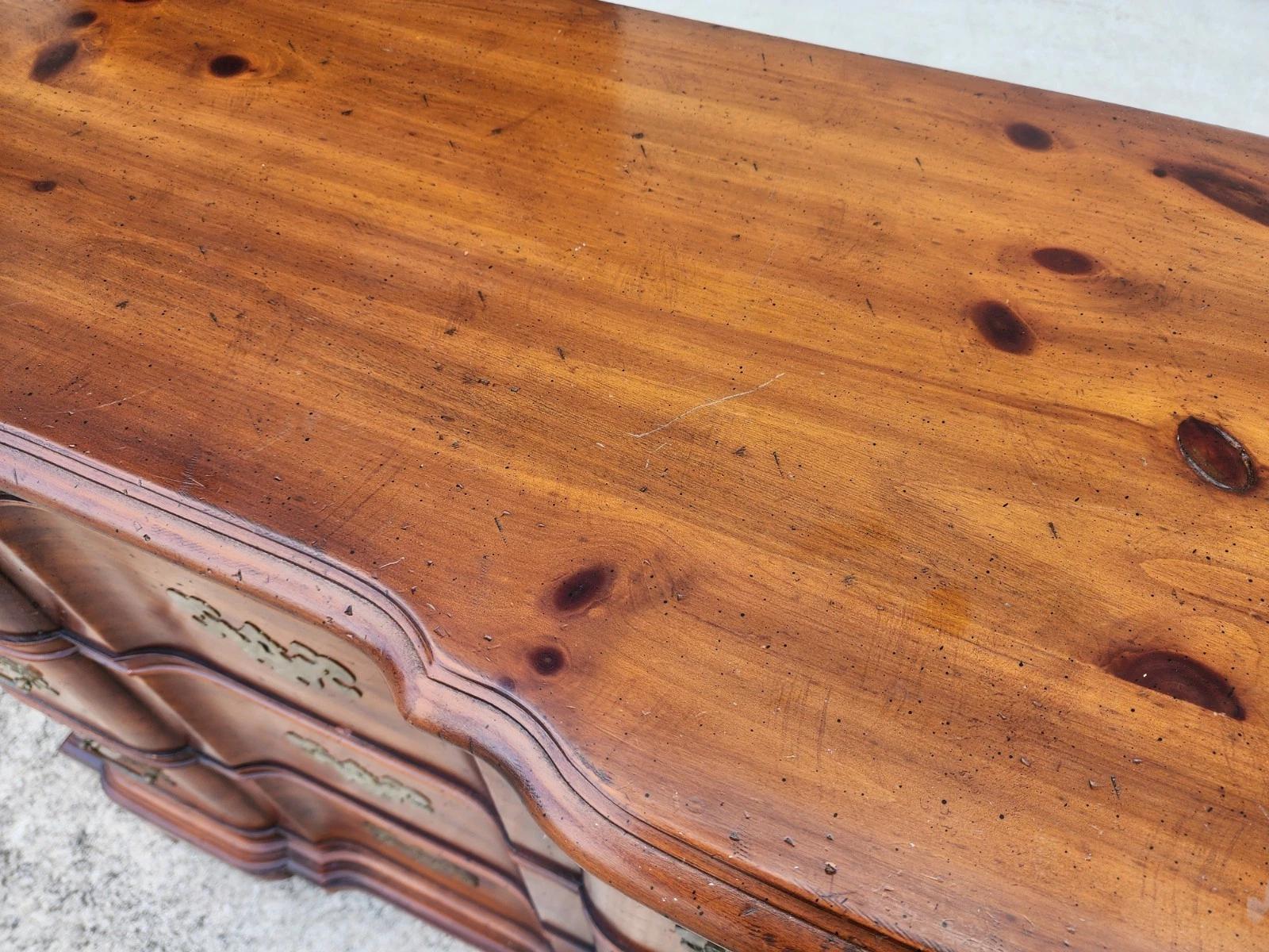 HERITAGE Cassettone Chippendale Blockfront in vendita 8