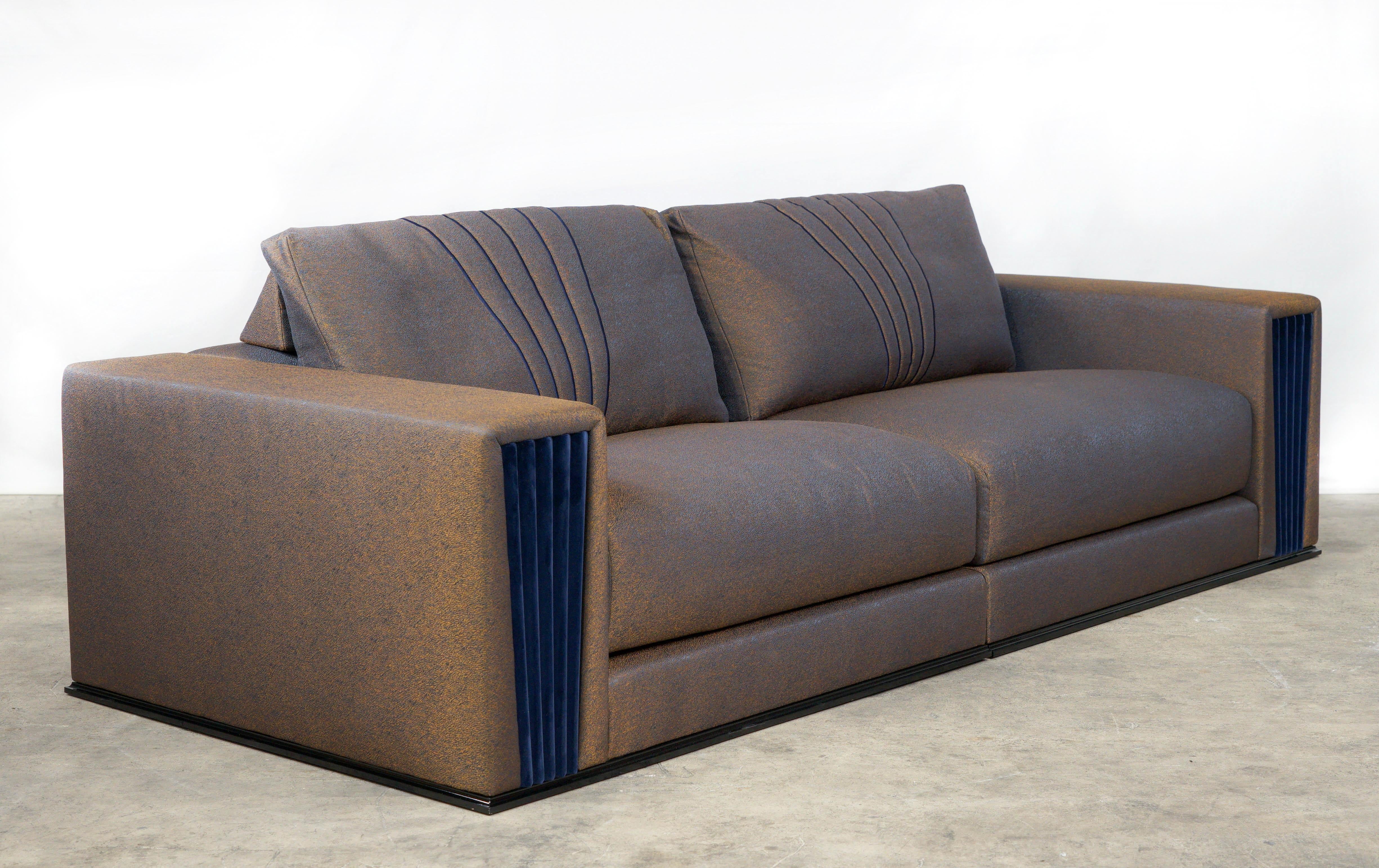 Italian Heritage Collection Dorico 3-Seat Sofa For Sale