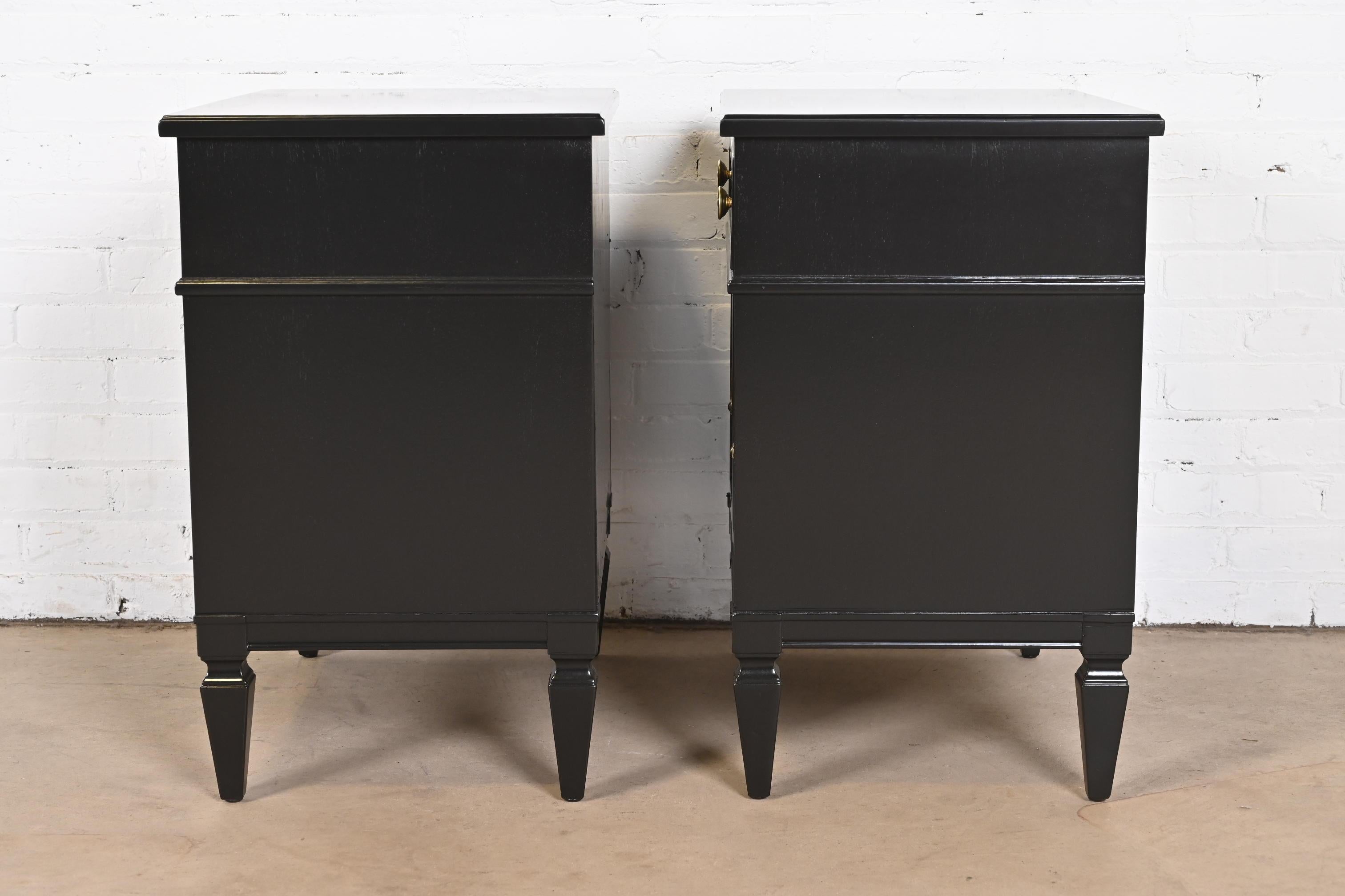Heritage French Regency Louis XVI Black Lacquered Nightstands, Newly Refinished 6
