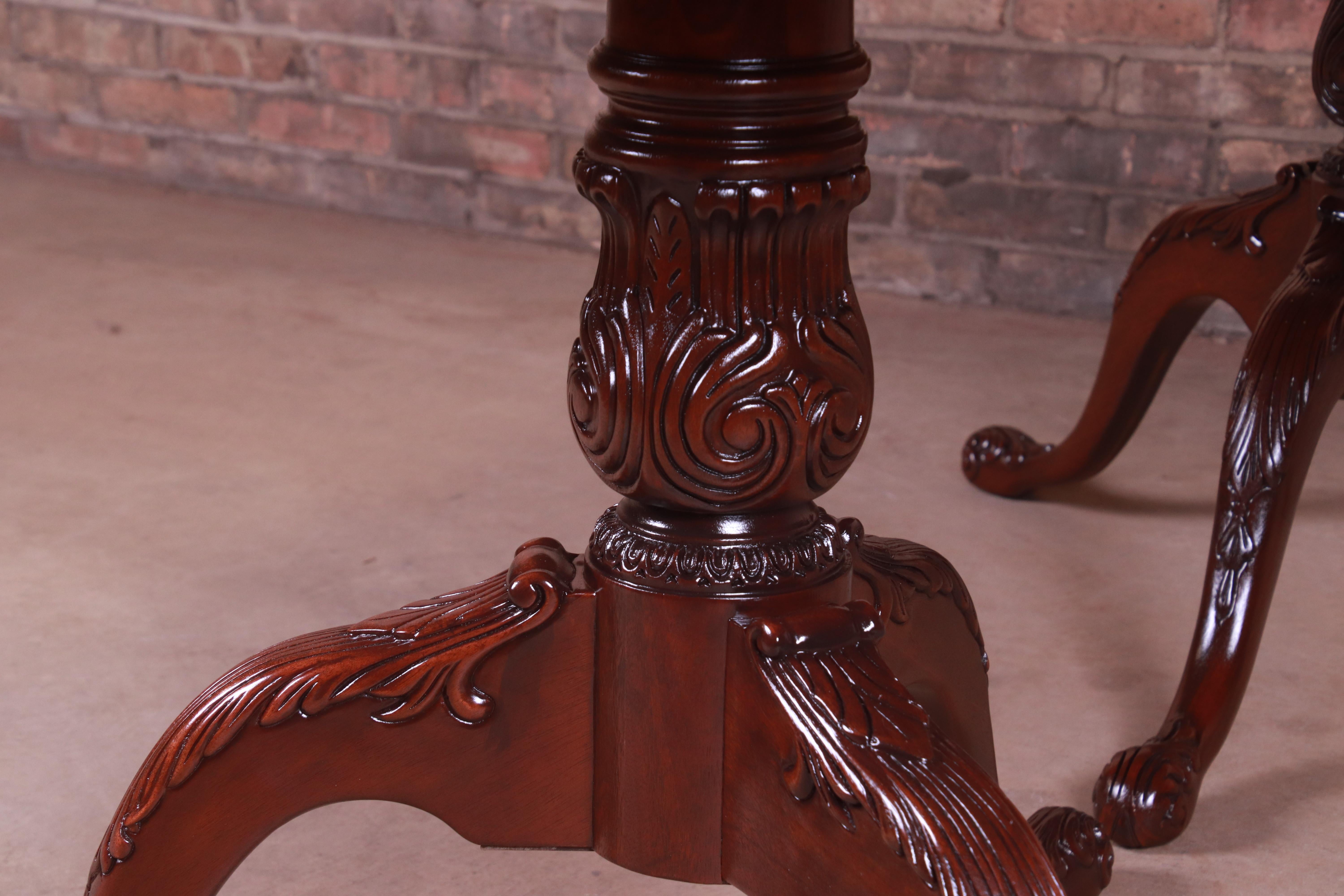 Heritage Georgian Banded Mahogany Double Pedestal Dining Table, Newly Refinished 13