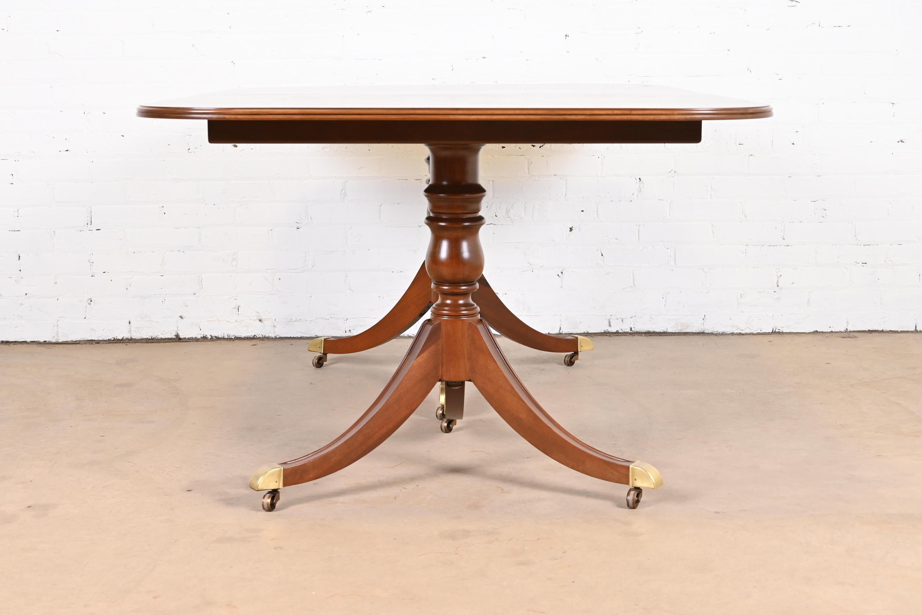 Heritage Georgian Banded Mahogany Double Pedestal Dining Table, Newly Refinished 12