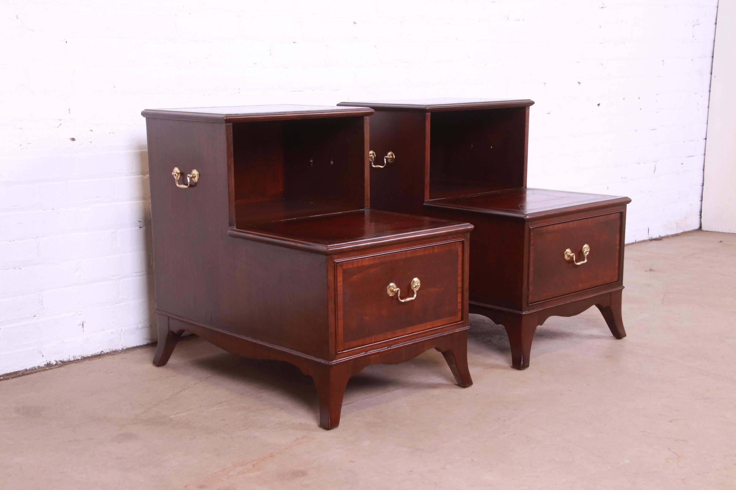 20th Century Heritage Georgian Mahogany Leather Top Step End Tables or Nightstands, Pair For Sale
