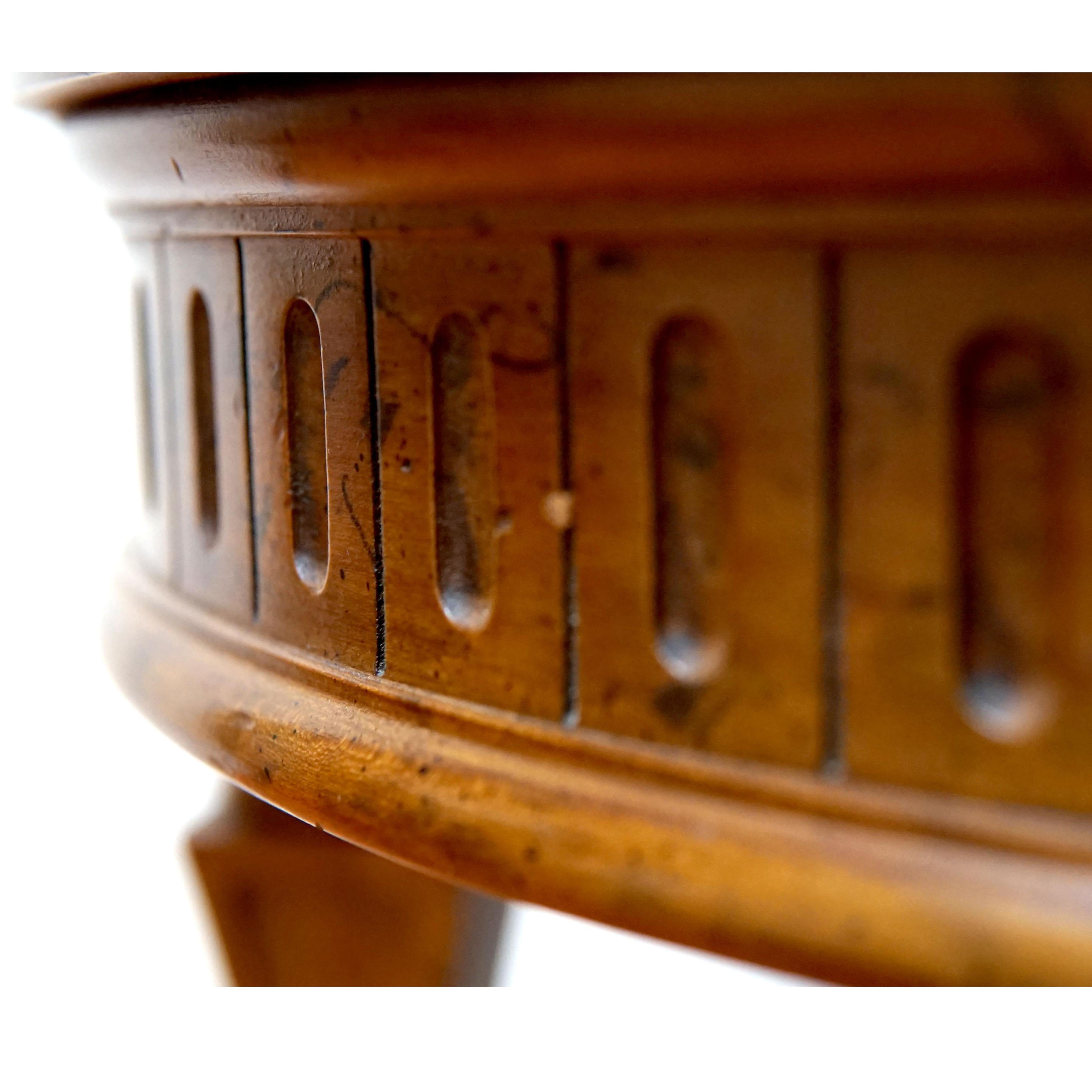 Table d'appoint en forme de tambour en bois de broussin Henredon, MCM, Heritage Bon état - En vente à Lomita, CA