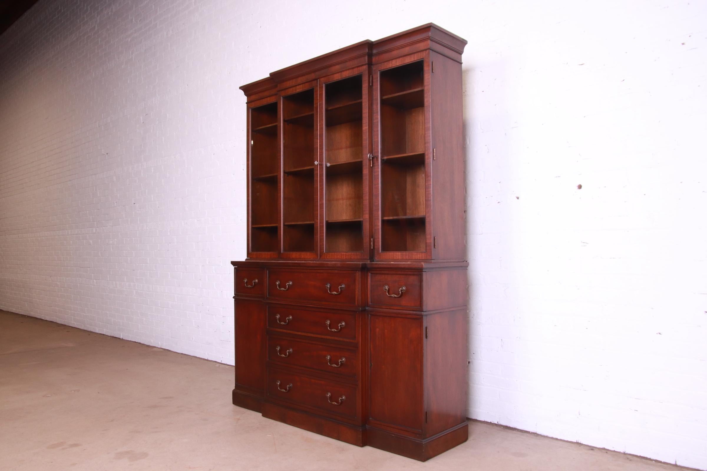 Heritage Henredon Georgian Mahogany Breakfront Bookcase with Secretary Desk In Good Condition In South Bend, IN