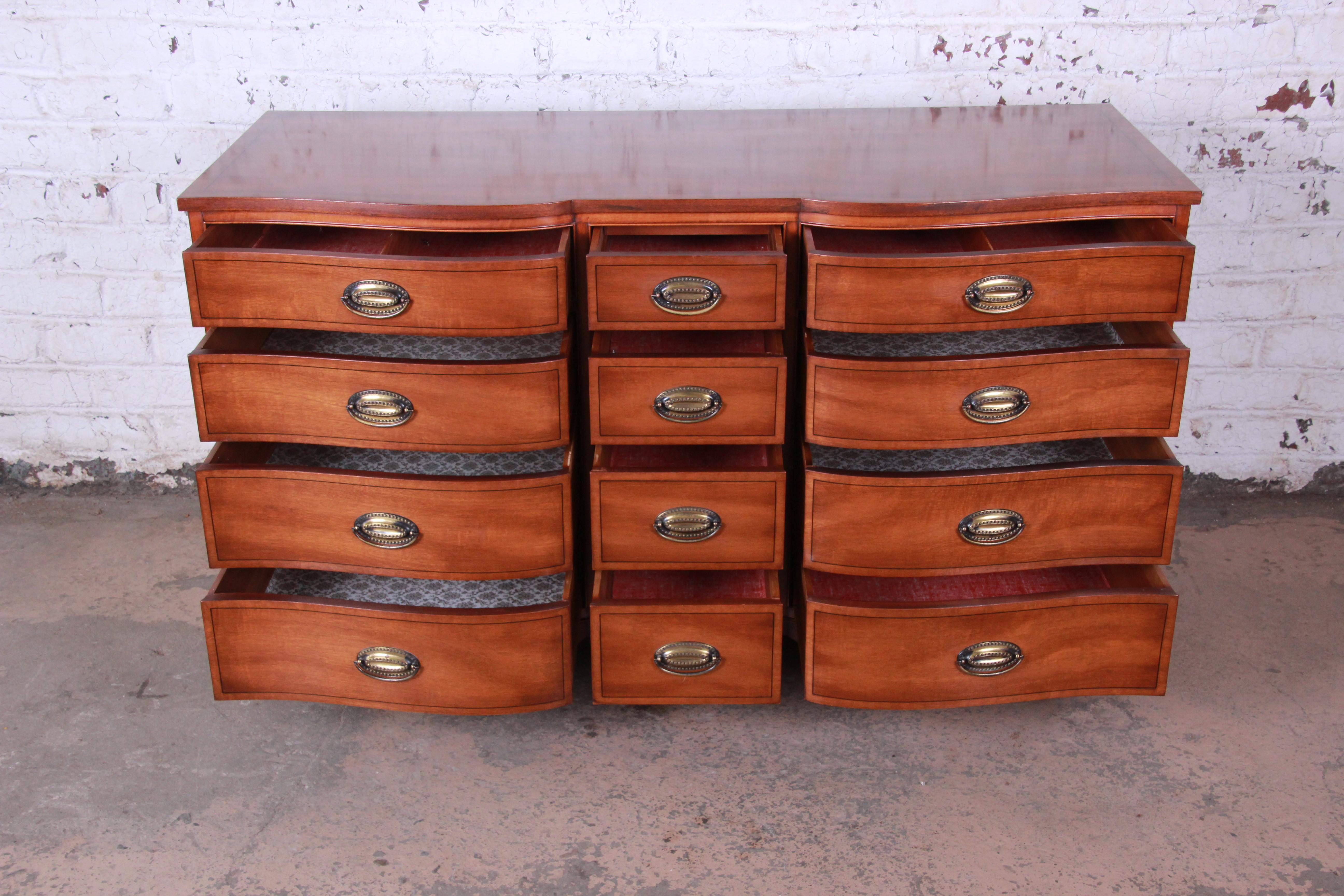 American Heritage Henredon Inlaid Mahogany Twelve-Drawer Long Dresser