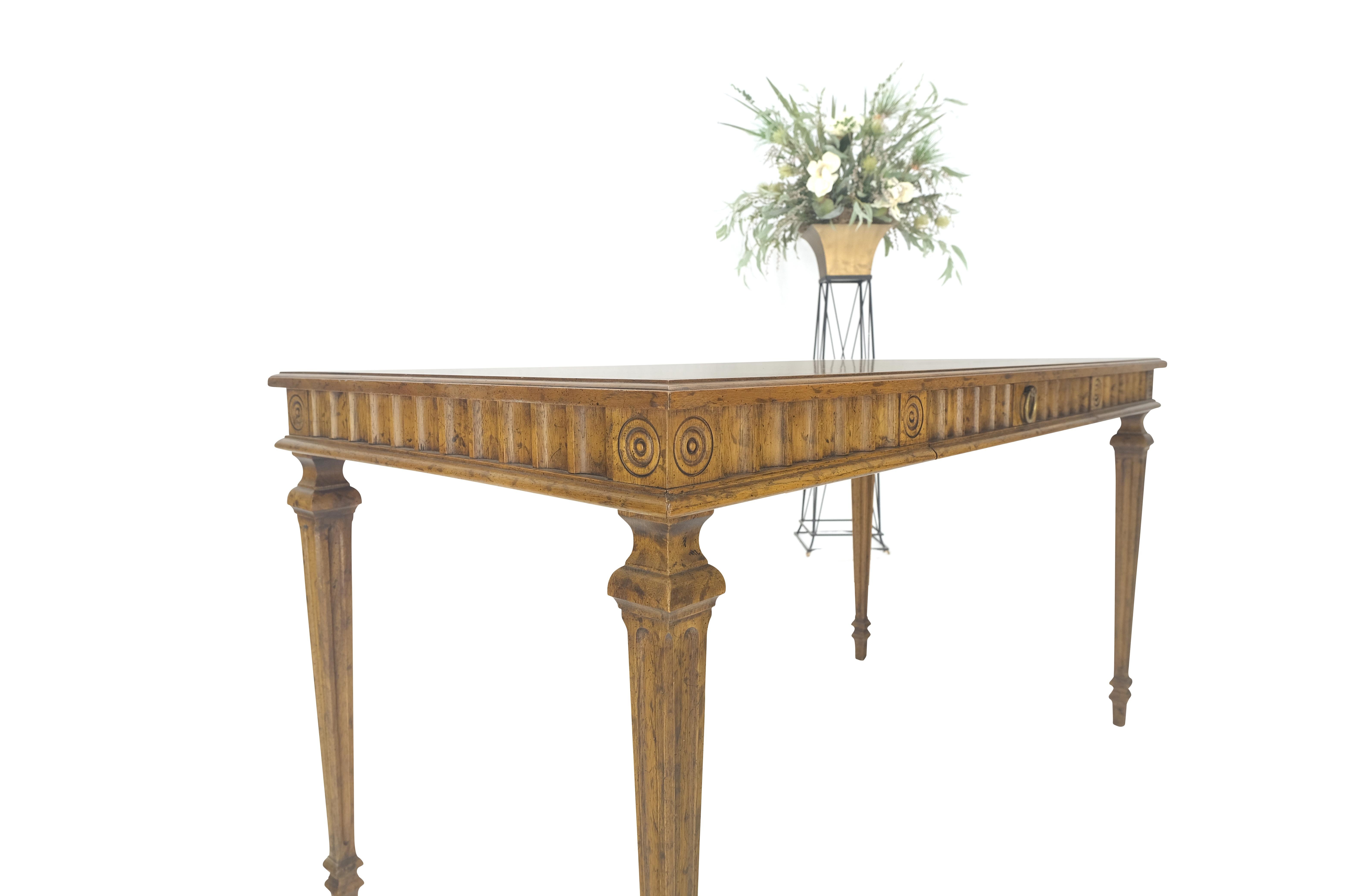 Mid-Century Modern Heritage Henredon Scalloped Edge Olive Burl Wood Top Desk One Drawer Table MINT! For Sale