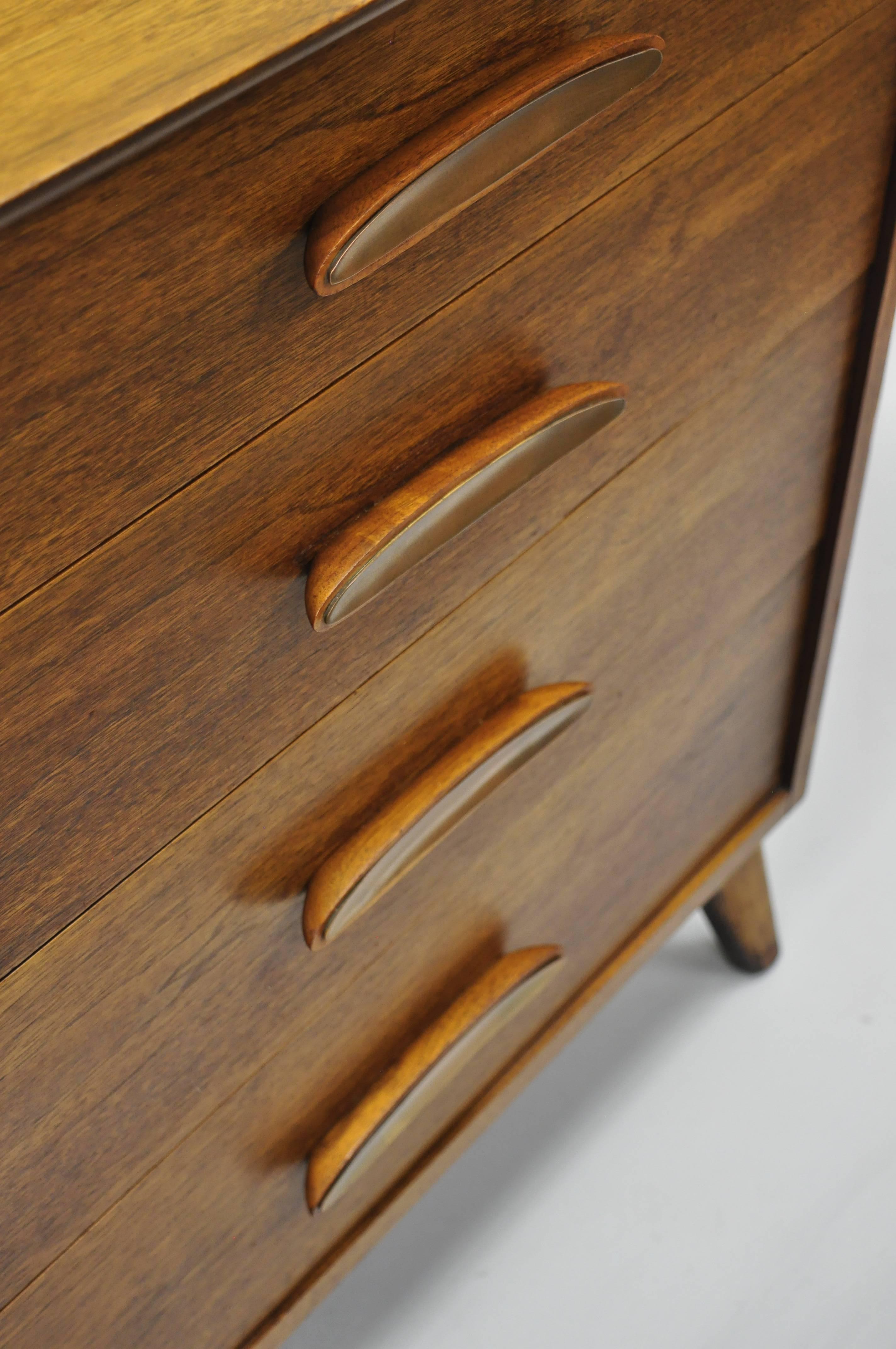 American Heritage Henredon Walnut Mid-Century Modern Chest of Drawers Long Dresser