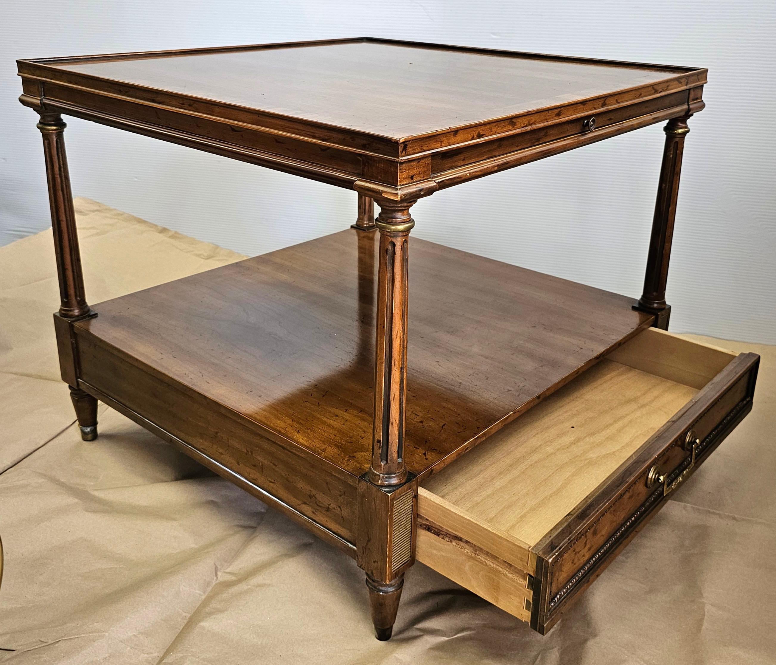 Heritage Mid Century Regency Mahogany Single Drawer Side Table W/ Pull Out Tray For Sale 4