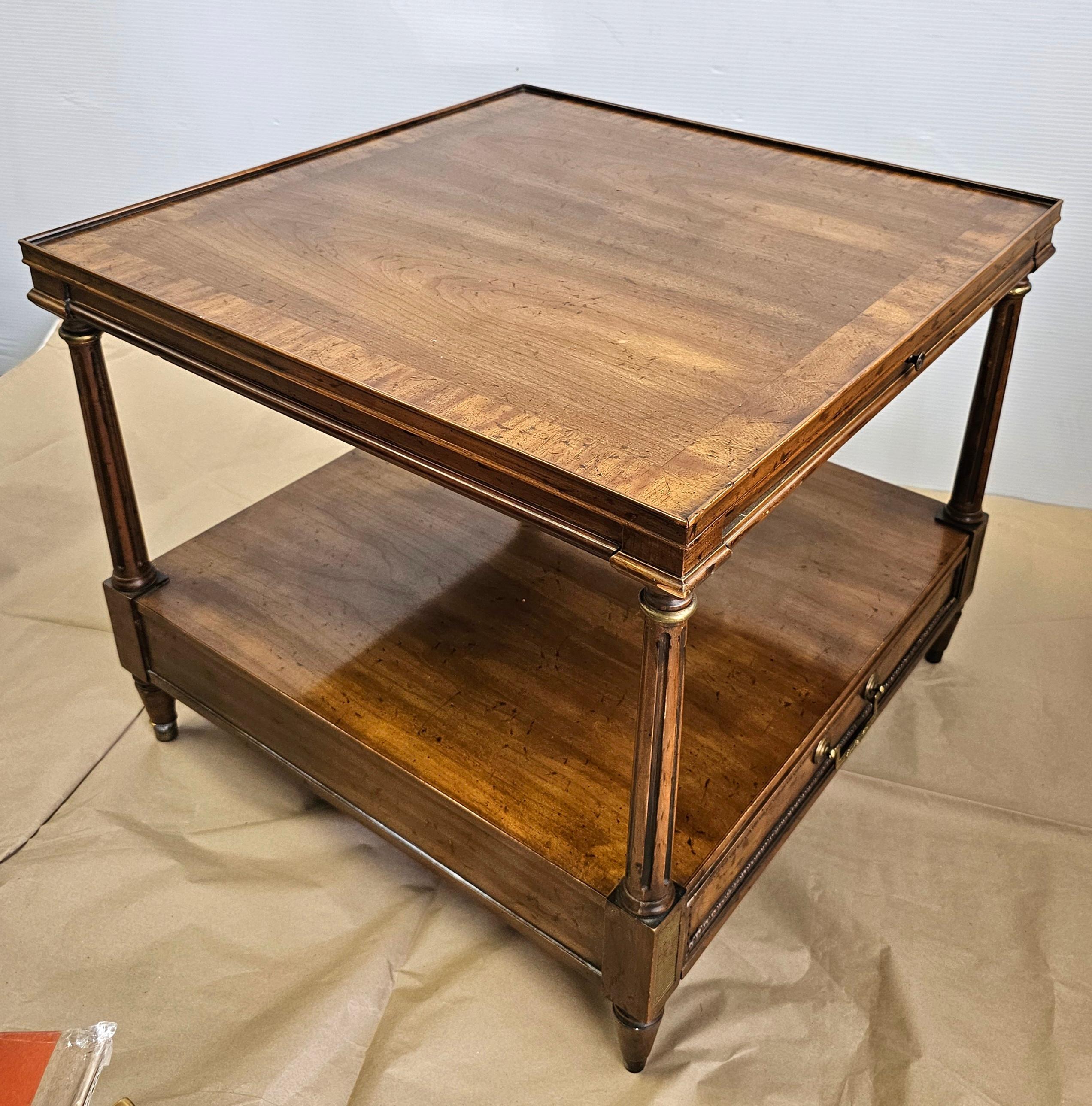 Heritage Mid Century Regency Mahogany Single Drawer Side Table W/ Pull Out Tray For Sale 3
