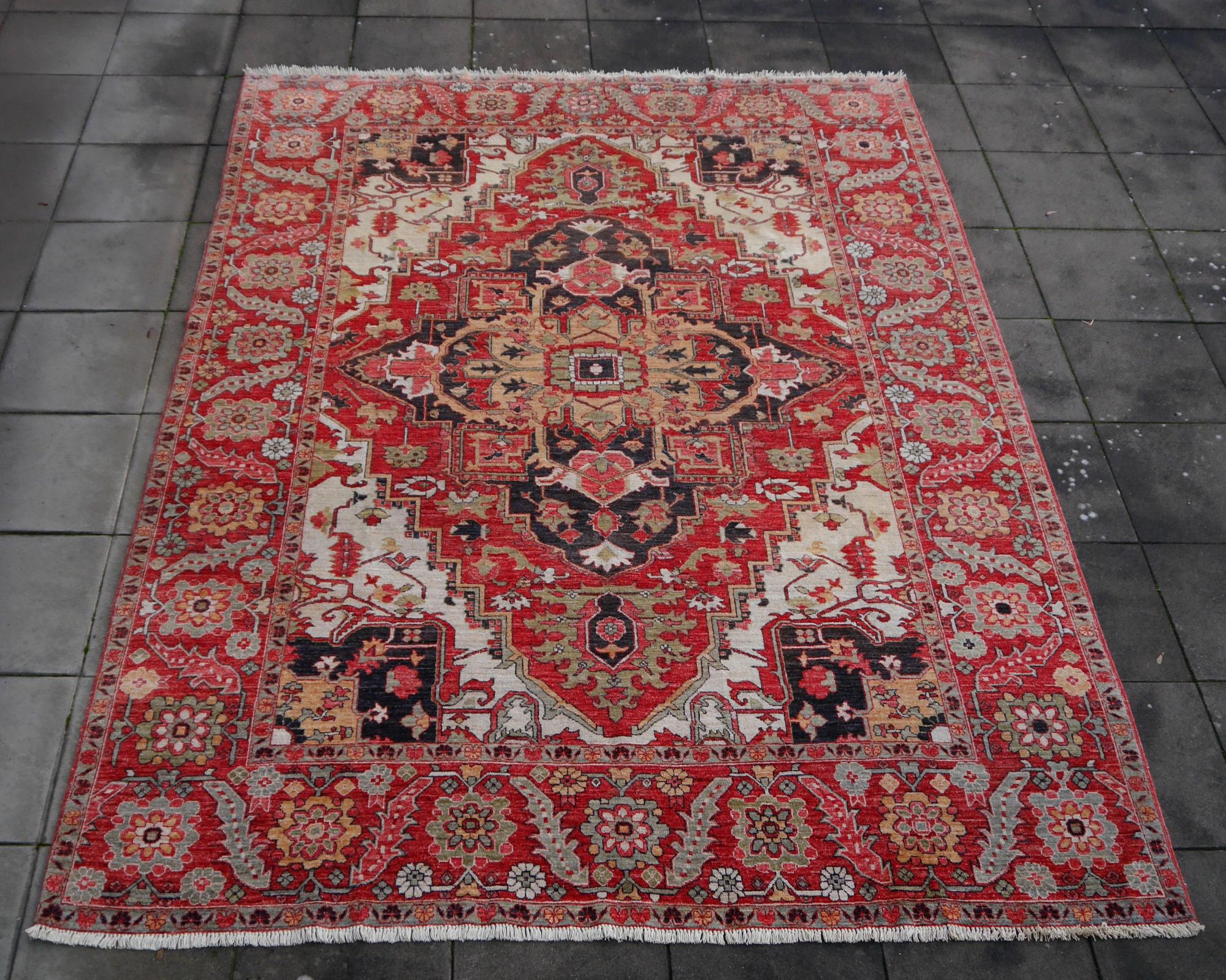 Serapi Heriz Style Azeri Rug Large Vintage Area Carpet