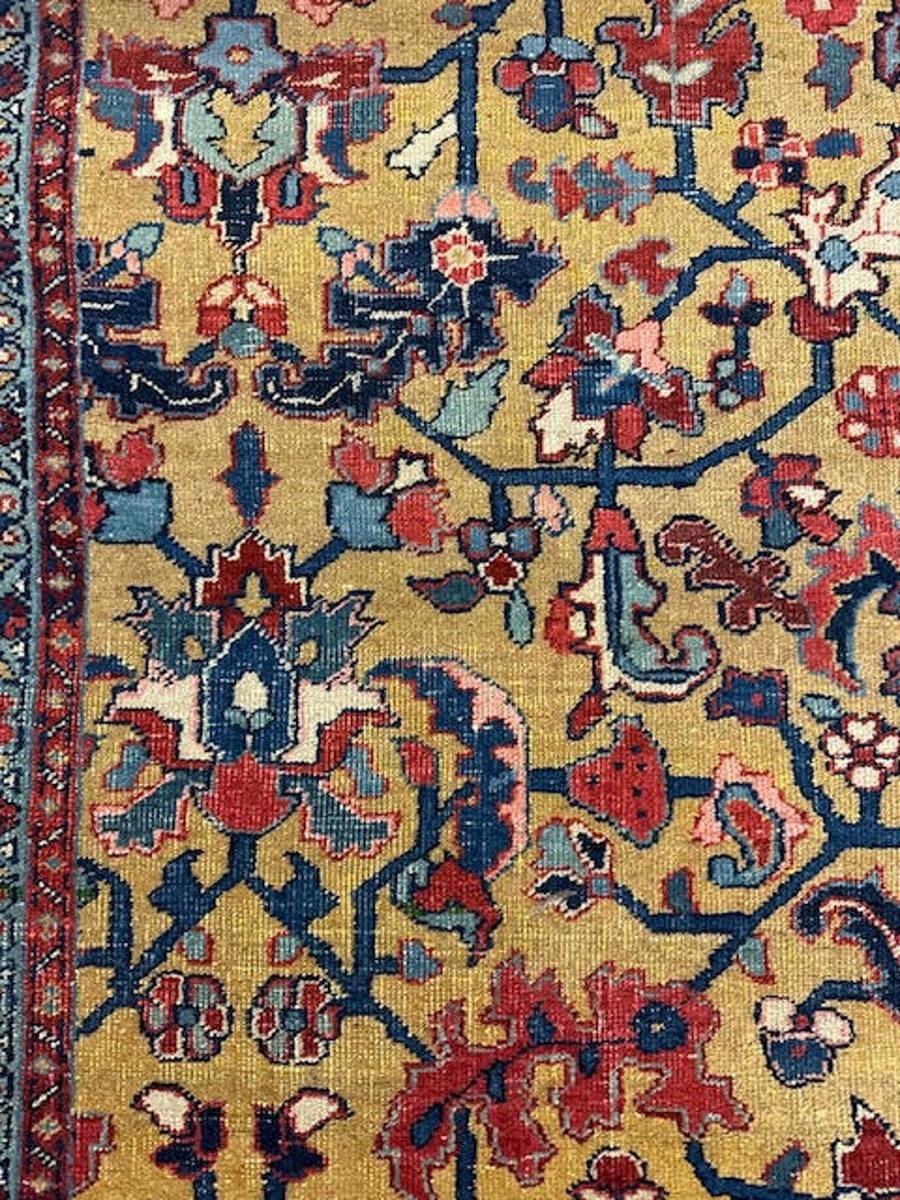 Heriz-Teppich im Zustand „Gut“ im Angebot in NEW YORK, NY