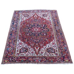 Heriz Carpet Strong Design Ivory Background, Early 20th Century