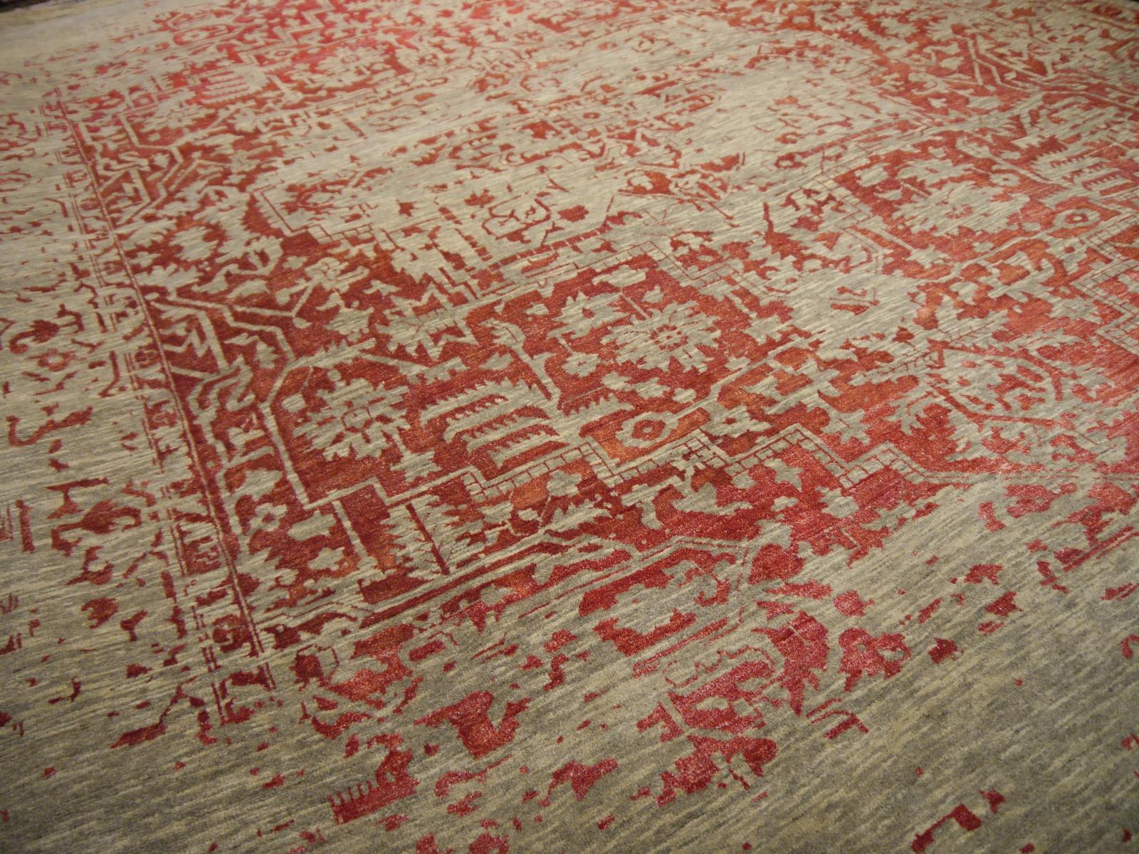 Contemporary Heriz Modern Design Area Rug Gray, Beige, Red, Salmon, Hand Knotted Wool Silk