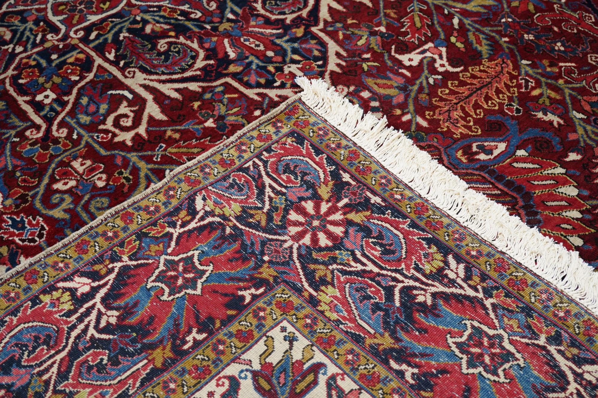 Heriz-Teppich im Vintage-Stil 10'4'' x 14'0'' im Angebot 5