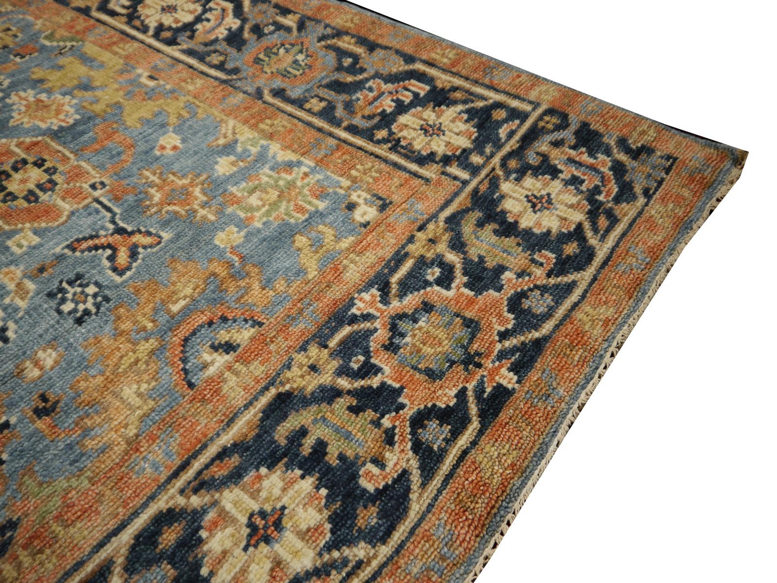 Hand-Knotted Heriz Rug hand-knotted low wool pile vintage look 8 x 10 ft from India For Sale
