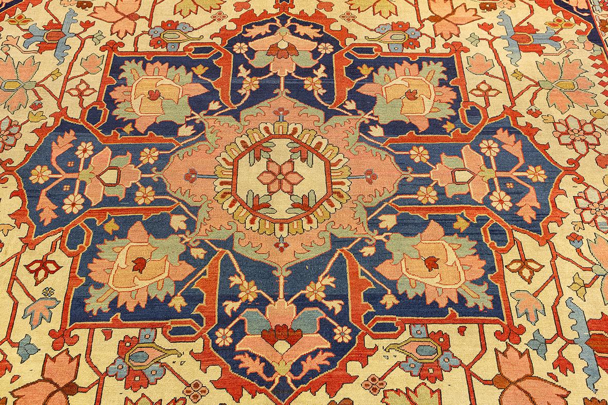 Heriz Rug Serapi In Good Condition For Sale In Ferrara, IT