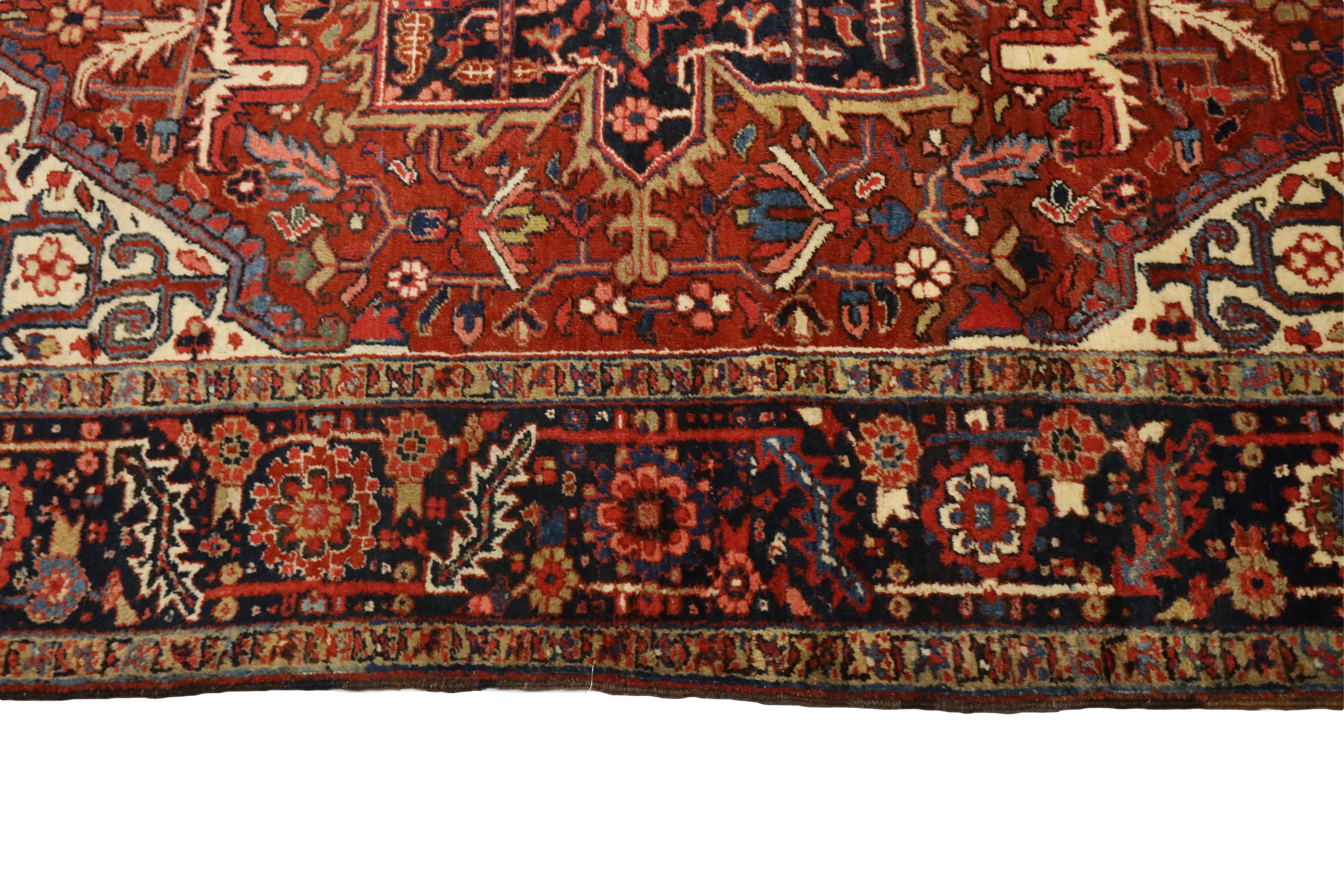 Heriz Serapi Heriz Semi-Antique Rug - 8'3