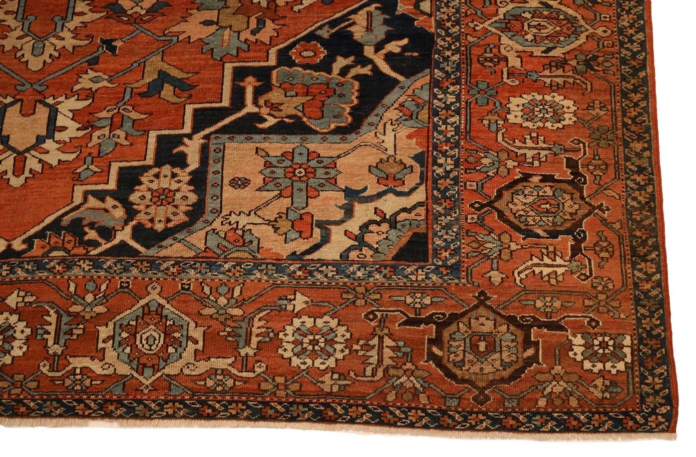 Heriz Serapi Heriz-Serapi Antique rug, Red Navy Ivory - 10'1