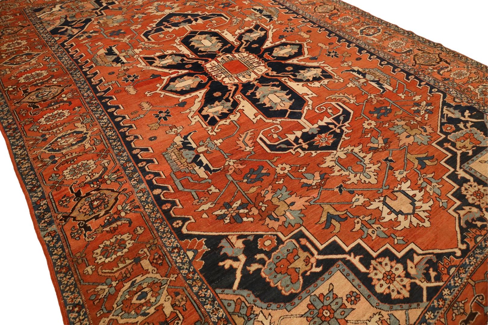 Persian Heriz-Serapi Antique rug, Red Navy Ivory - 10'1
